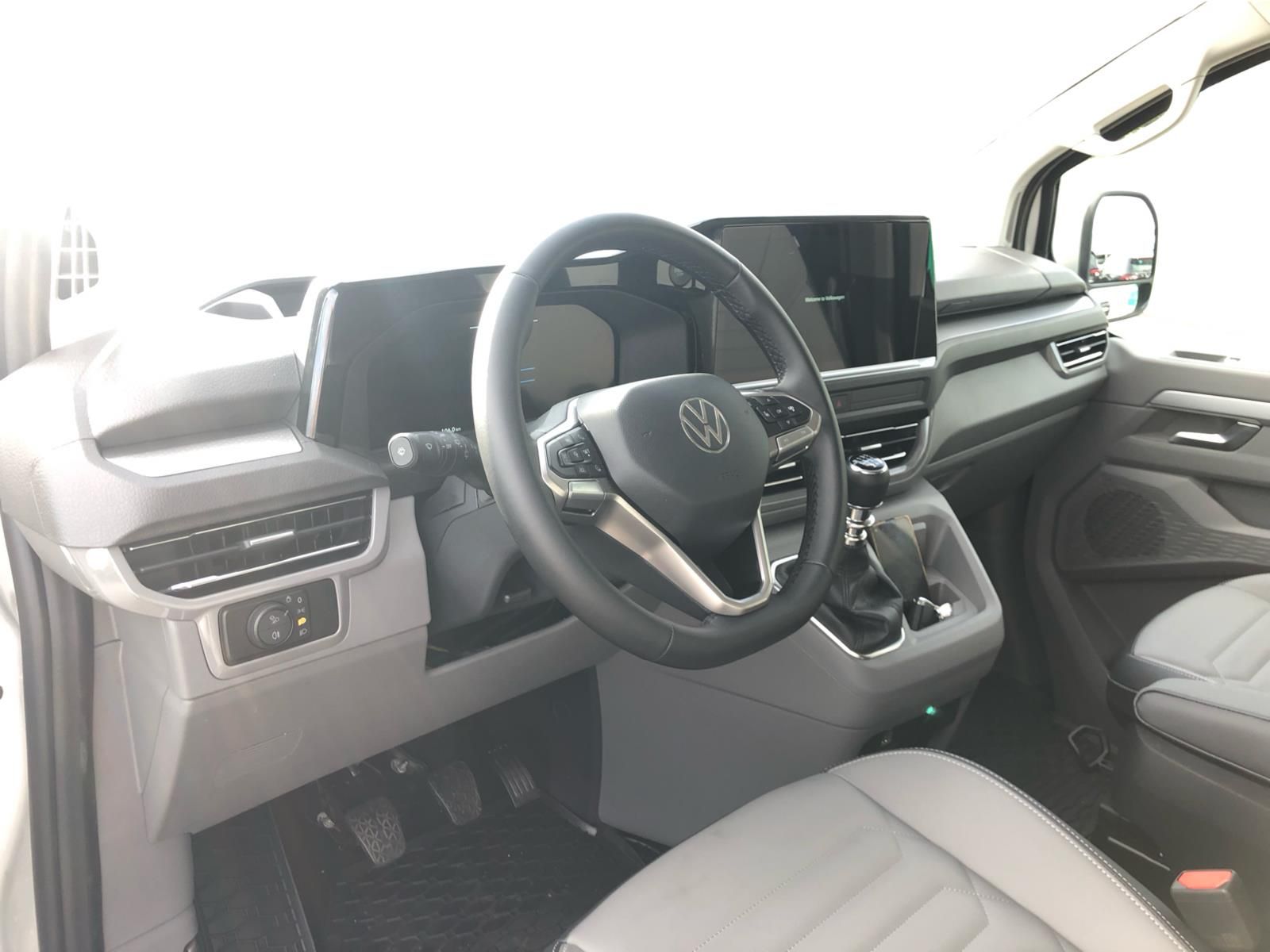 Volkswagen Caravelle, Style 2.0 TDI - fotka 5
