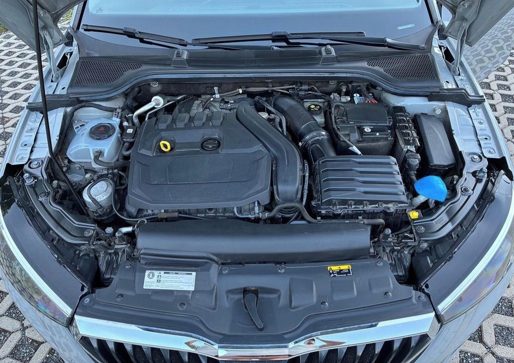 Škoda Scala, 1.5 TSI DSG - fotka 2