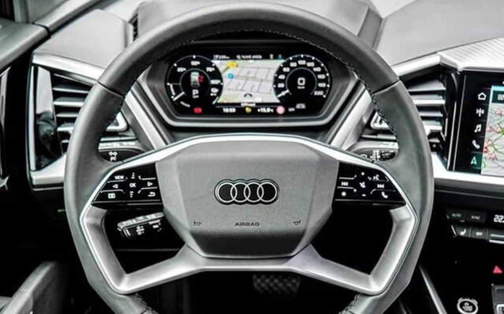 Audi Q4 e-tron, 40*Kůže*Navi*Led*DAB*PDC* - fotka 4