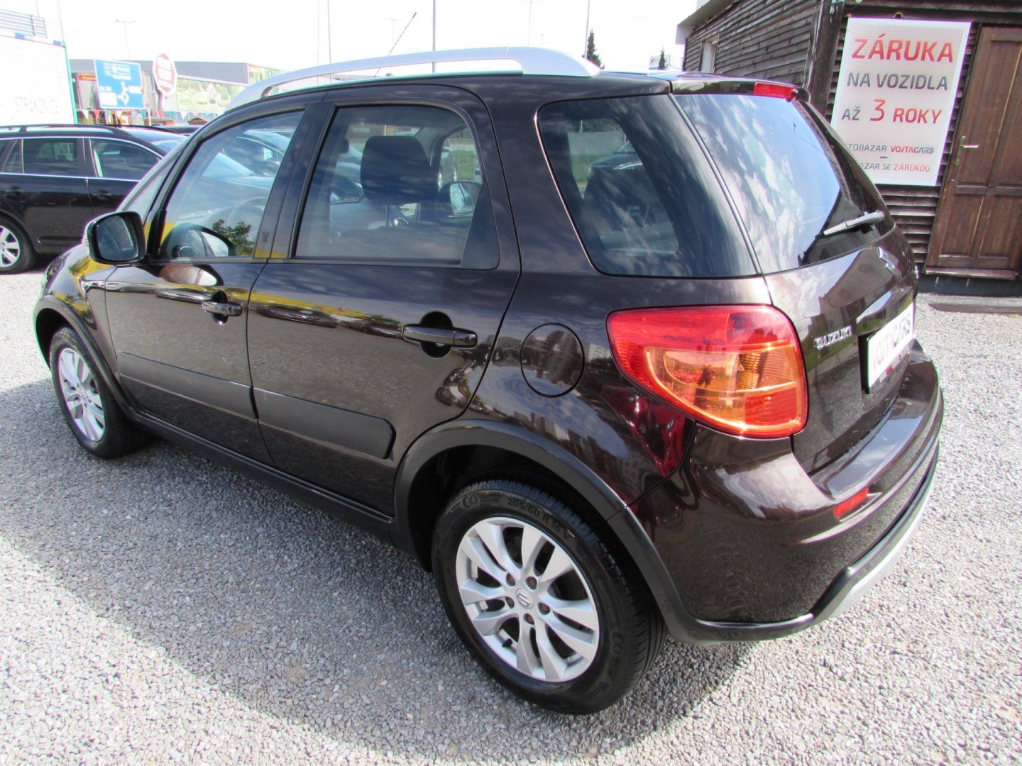 Suzuki SX4, 1.6i 88kW 4x4, serviska, 1.maj - fotka 5