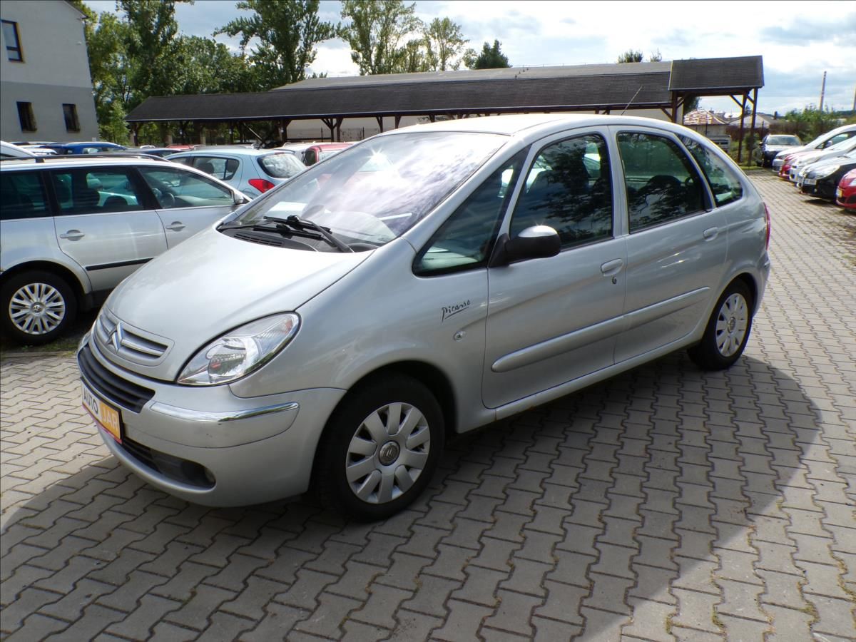 Citroën Xsara, 2,0 i  AUTOMAT,TAŽ.ZAŘ. - fotka 3