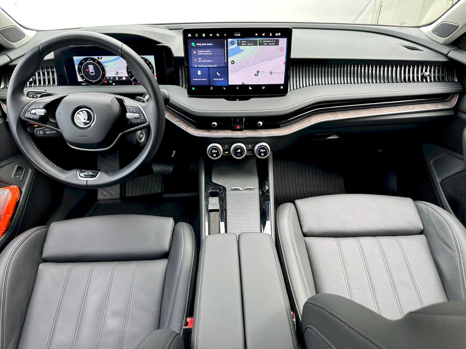Škoda Superb, 2.0 TDI 142kW 4x4 L&K Combi DS - fotka 5