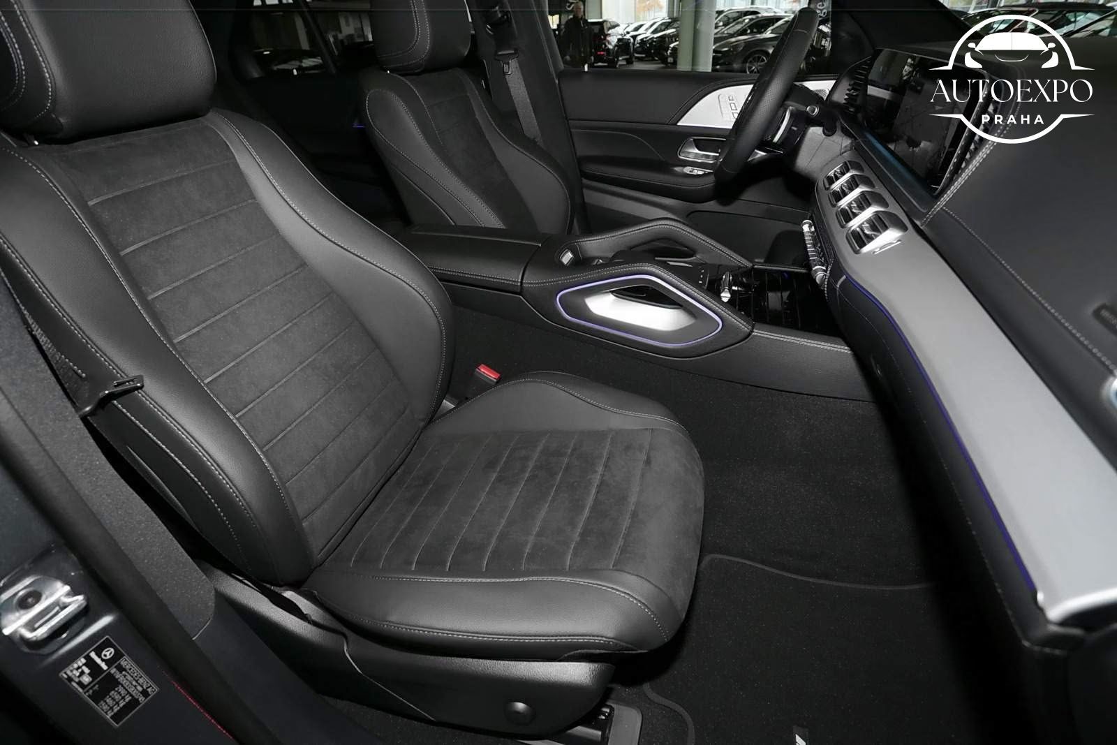 Mercedes-Benz GLE, 300d* 4Matic* AMG* - fotka 4