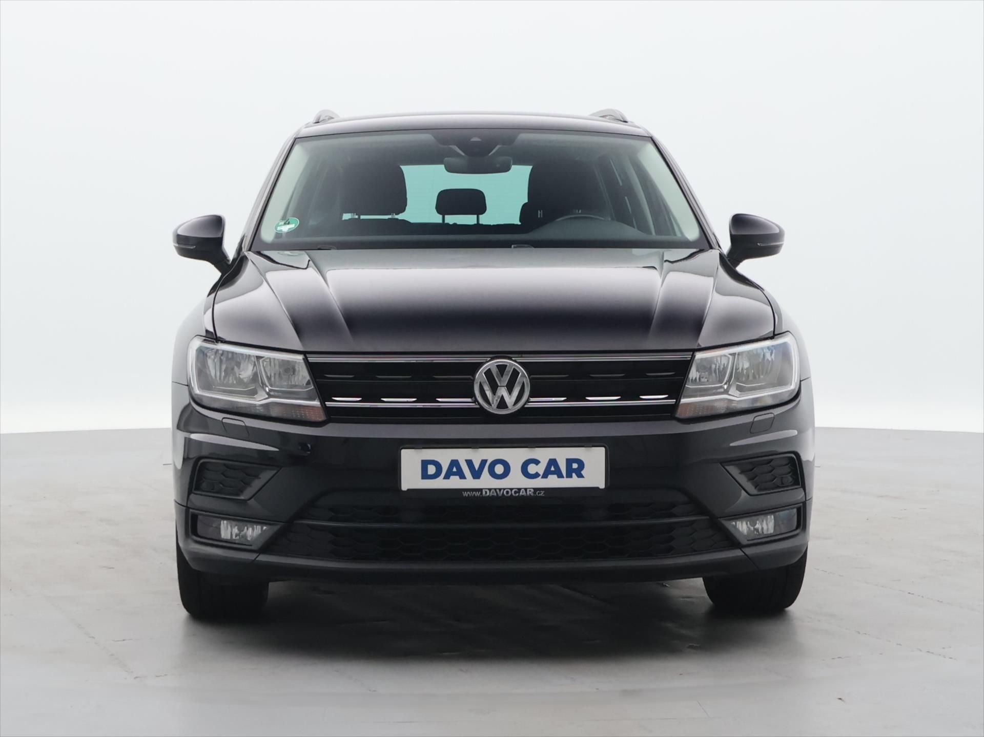 Volkswagen Tiguan, 1.4 TSI 110kW Virtual 1.Maj. - fotka 2