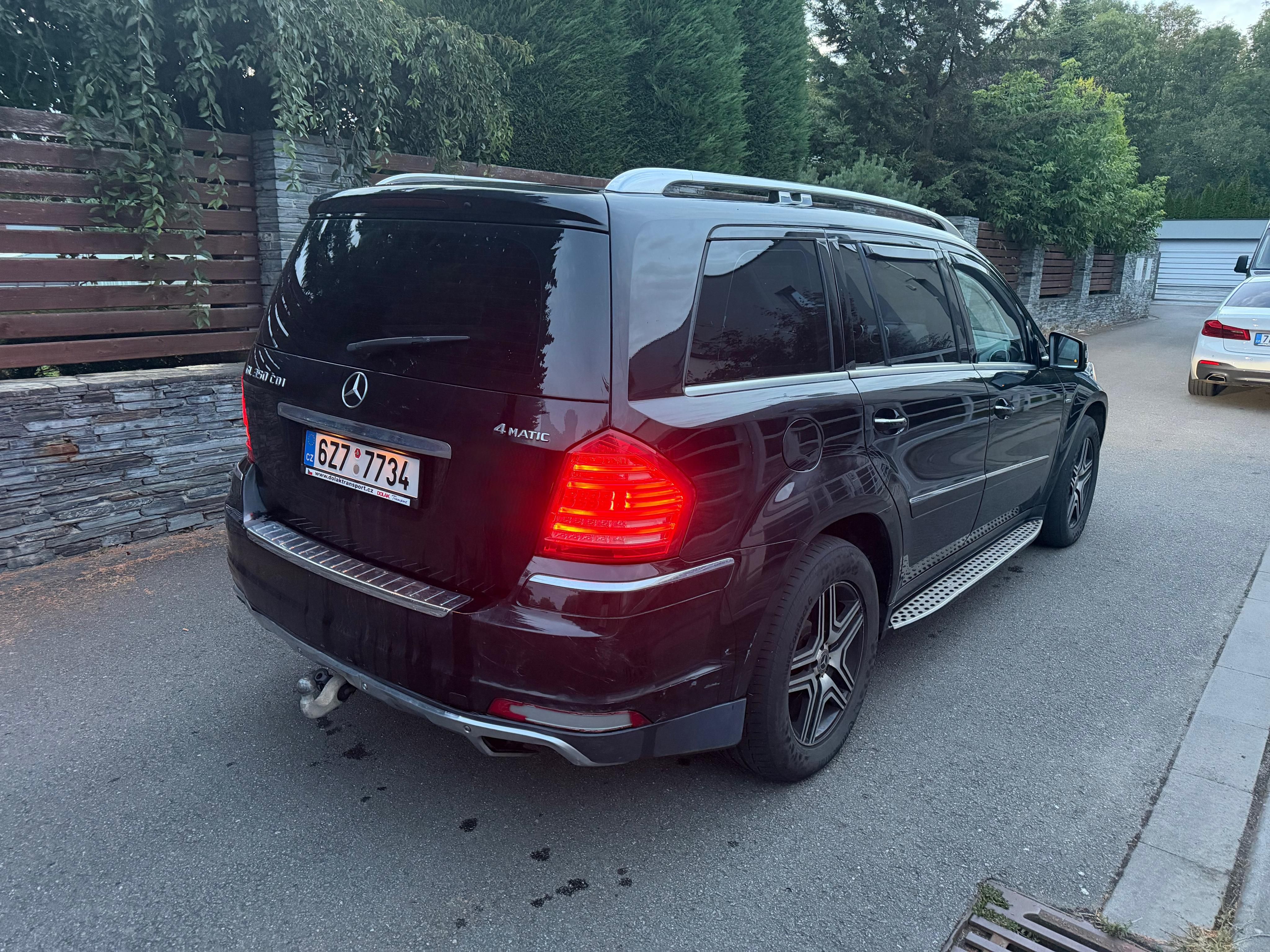 Mercedes-Benz GL, 350 cdi 7 míst - fotka 3