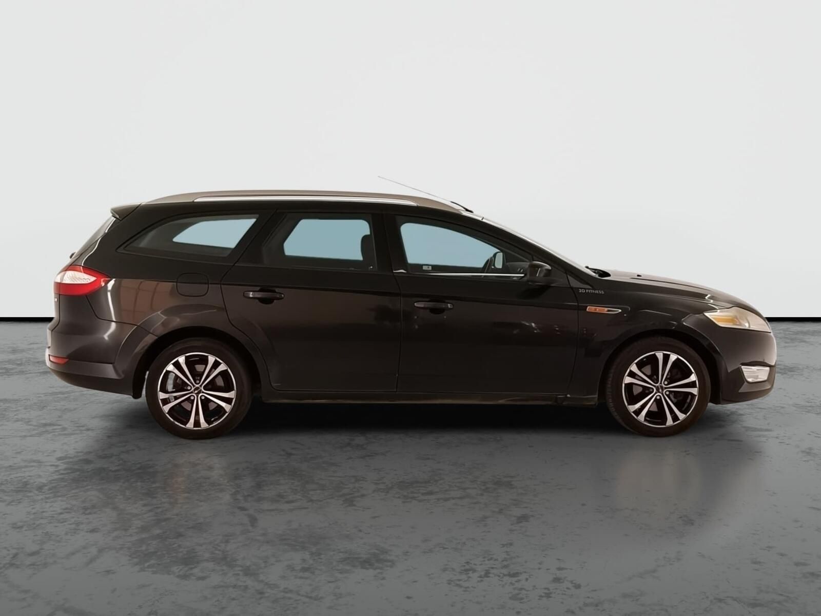 Ford Mondeo, 2.0 TDCi, Automatická klima - fotka 6