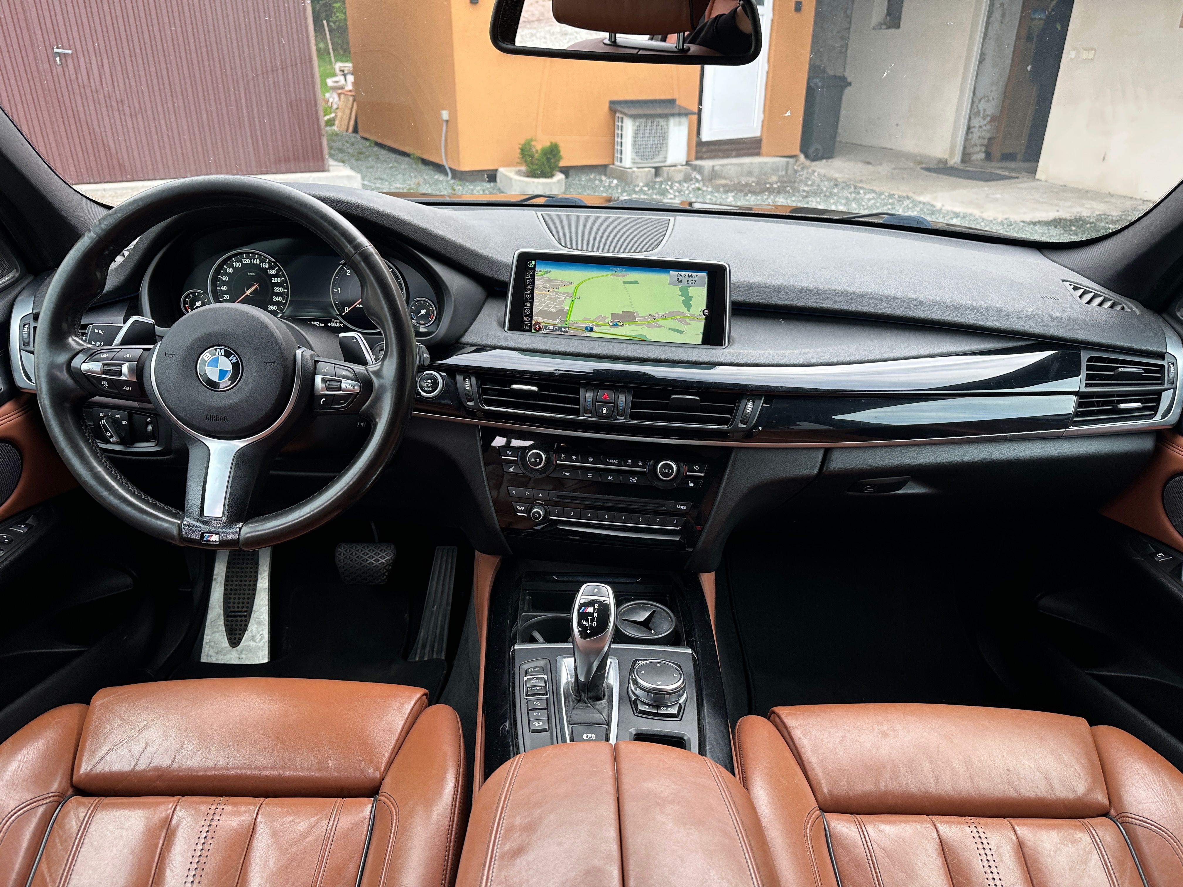 BMW X5, BMW X5 M50d xDrive BMW Servis - fotka 5