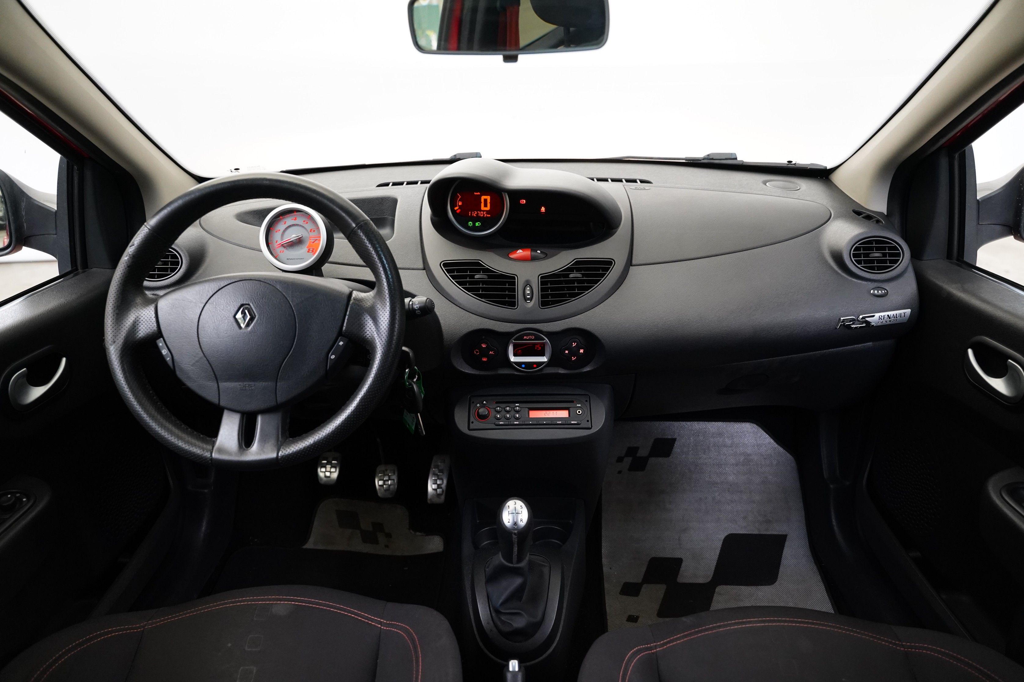 Renault Twingo, 1.6 98 kW Sport - fotka 5
