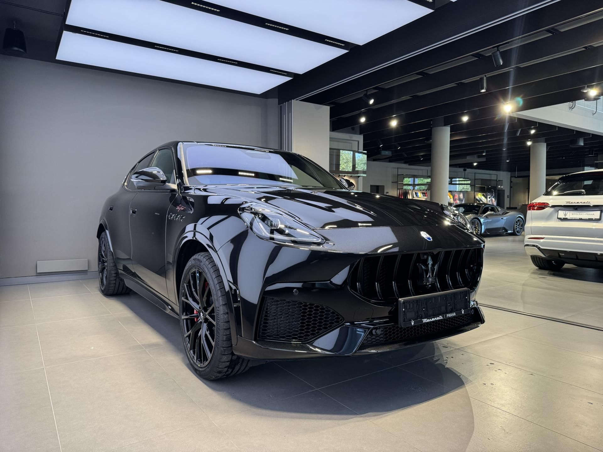 Maserati Grecale, Trofeo 530HP - fotka 3