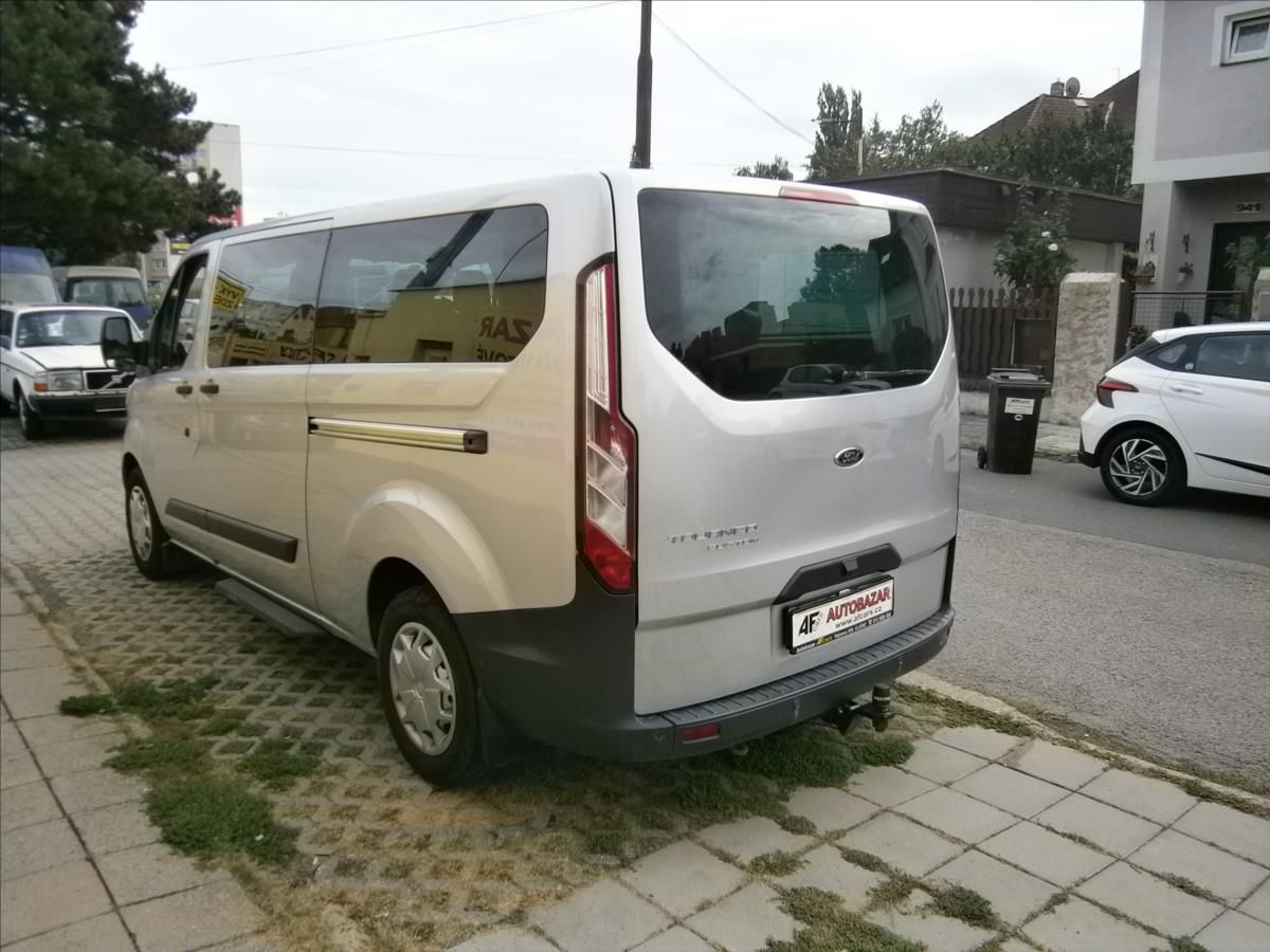 Ford Tourneo Custom, 2,2 TDCI - fotka 4