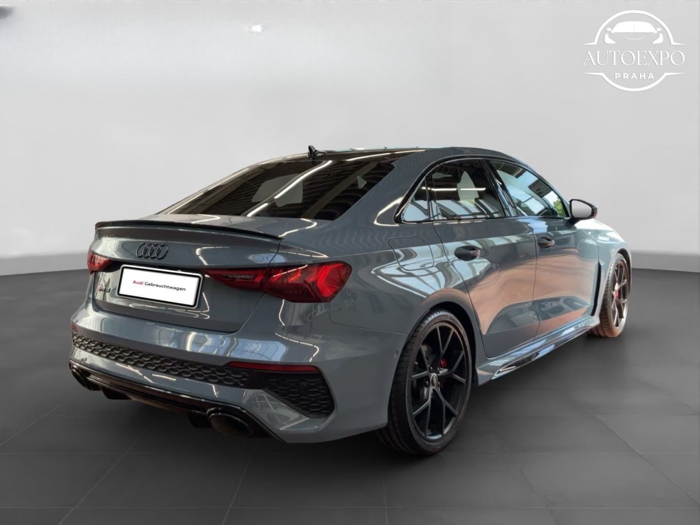 Audi RS3, Lim. 2.5 TFSI quattro* Matrix* - fotka 4