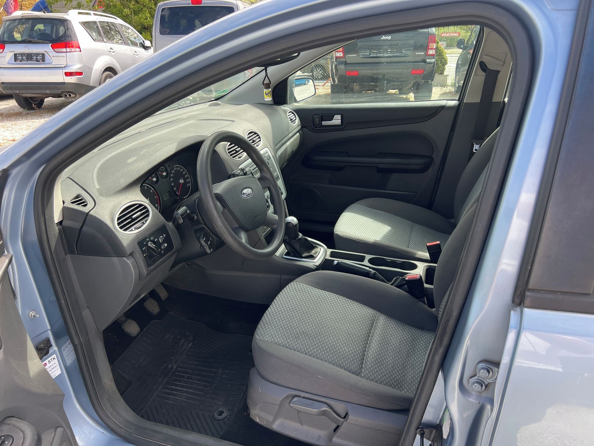 Ford Focus, 1.6 i - fotka 5