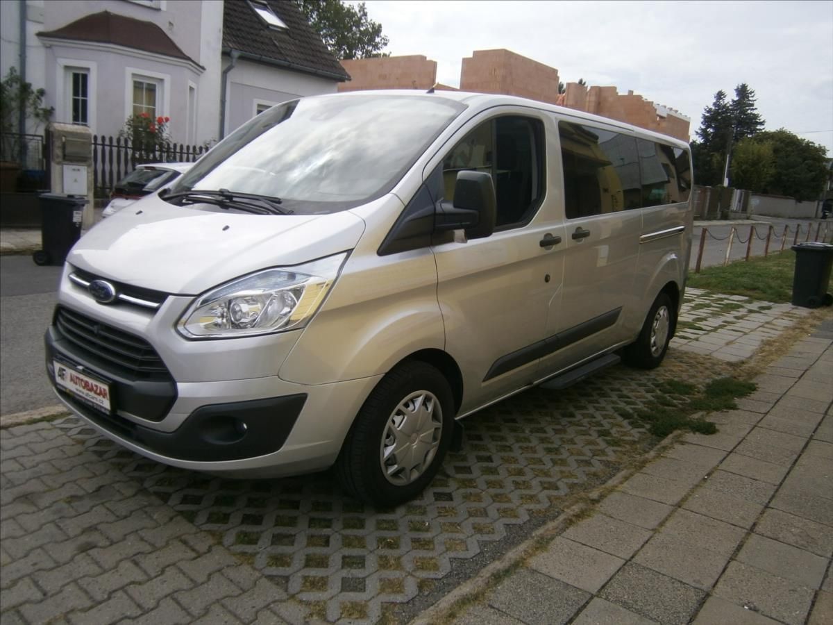 Ford Tourneo Custom, 2,2 TDCI - fotka 3