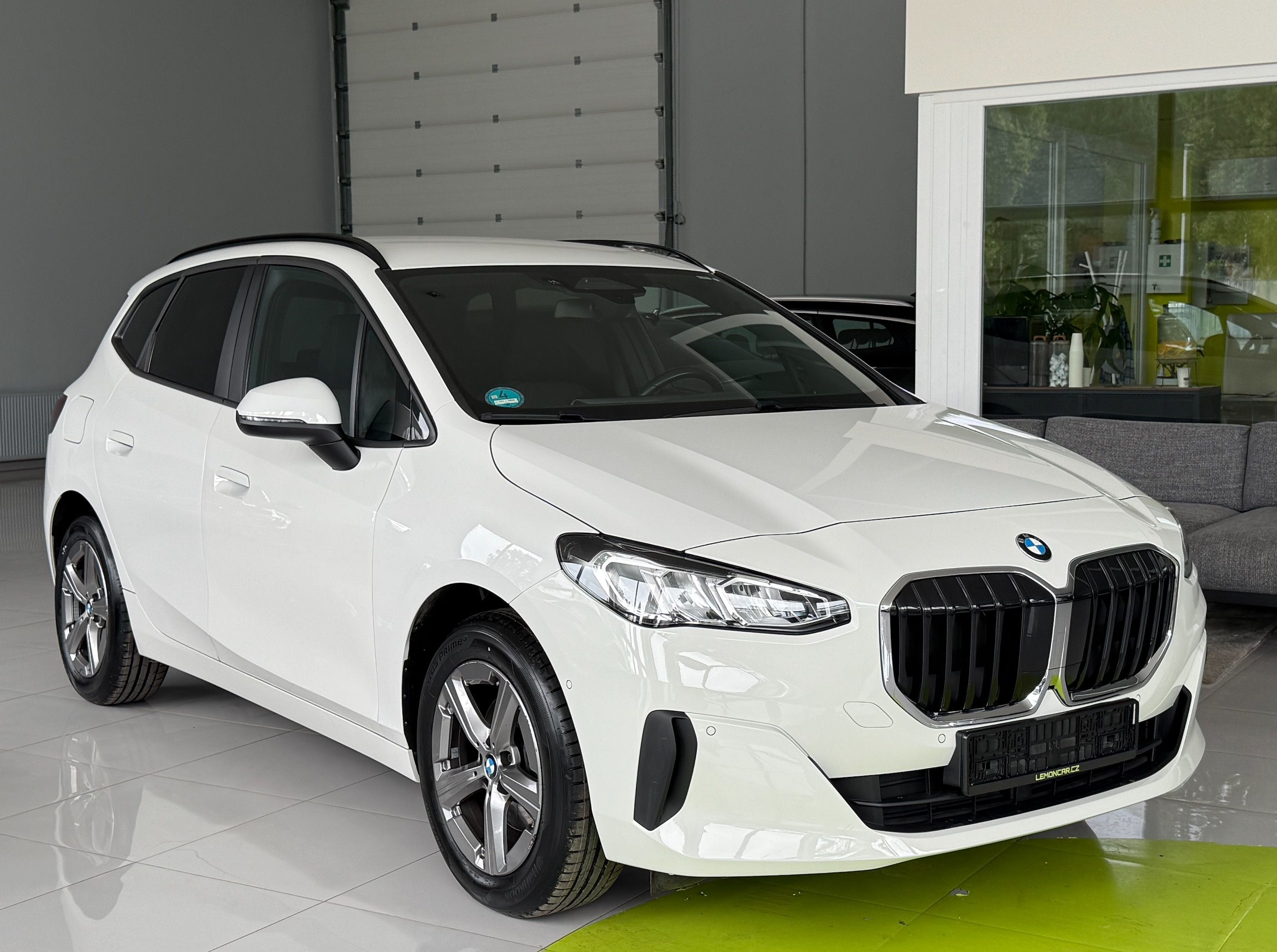 BMW Řada 2, TOP STAV | SERVIS | TAŽNÉ