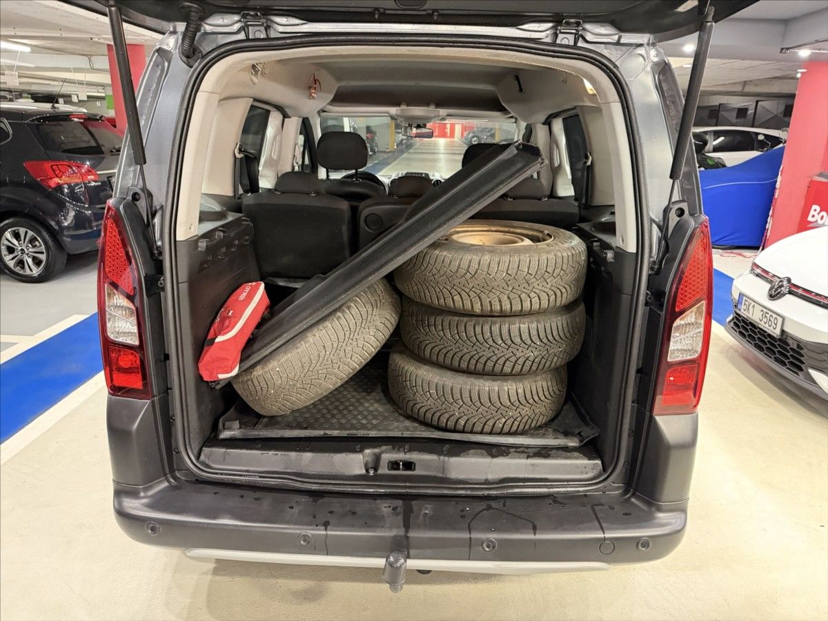 Citroën Berlingo, 1,6 HDI - ČR - 5 MÍST - fotka 5