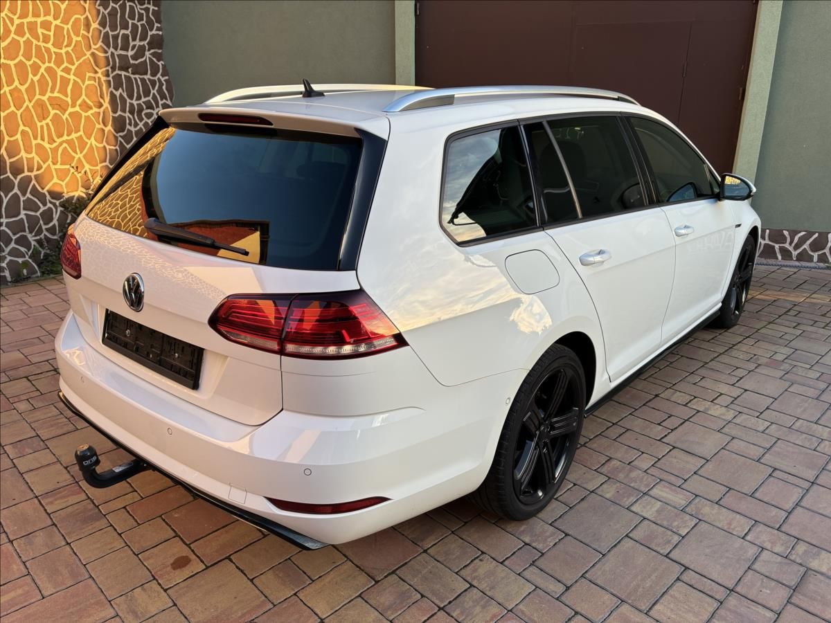 Volkswagen Golf, 2,0 TDI R-Line 110KW - fotka 4