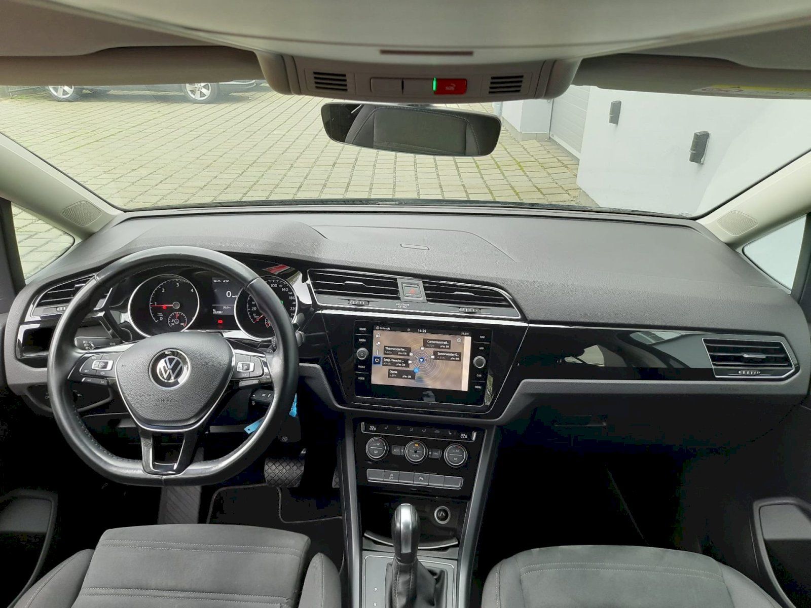 Volkswagen Touran, 2.0TDI 85kW DSG Comfortline - fotka 5