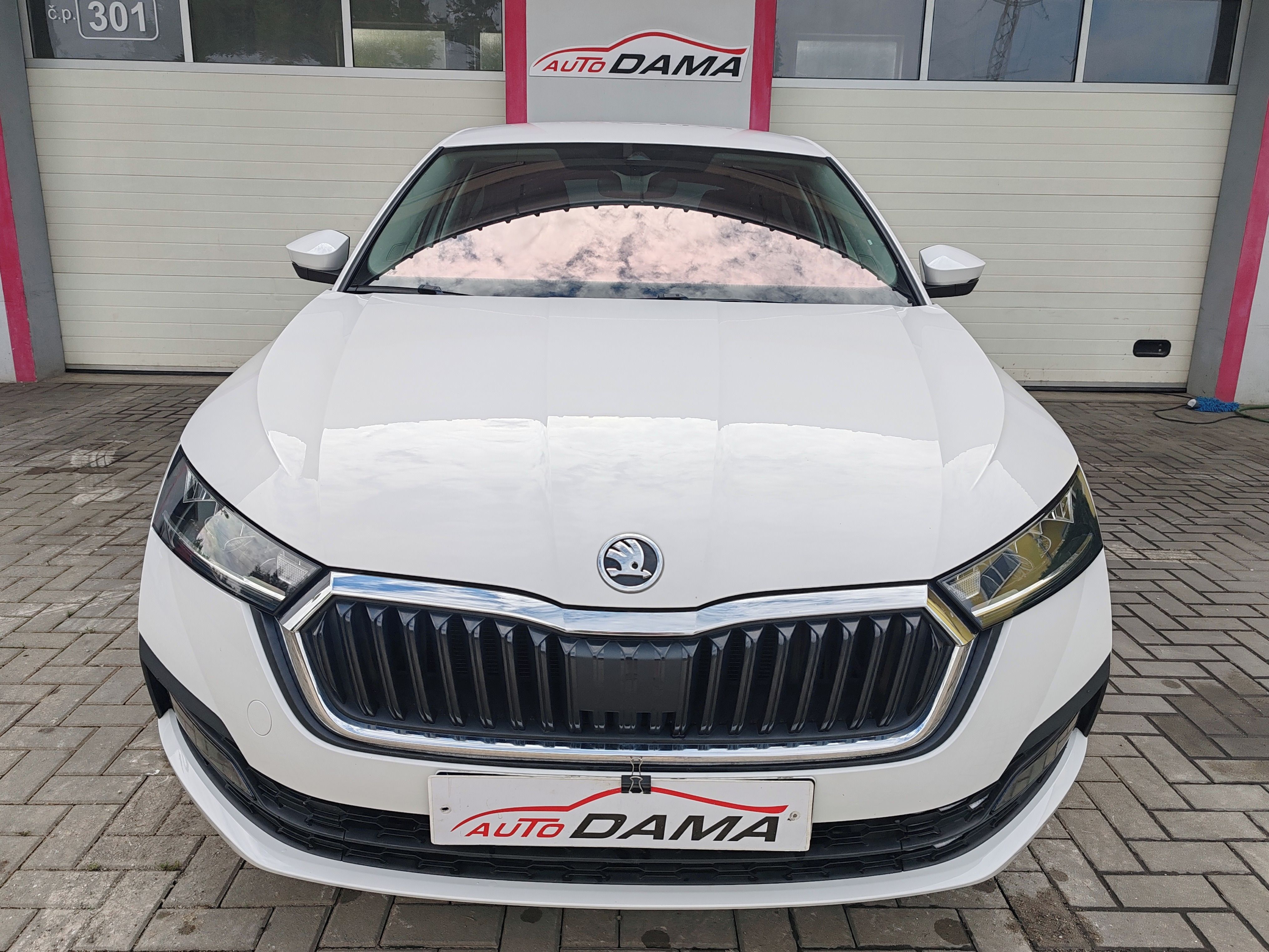 Škoda Octavia, 2.0TDI 85kw 1.Maj*ČR*DPH Sedan - fotka 2