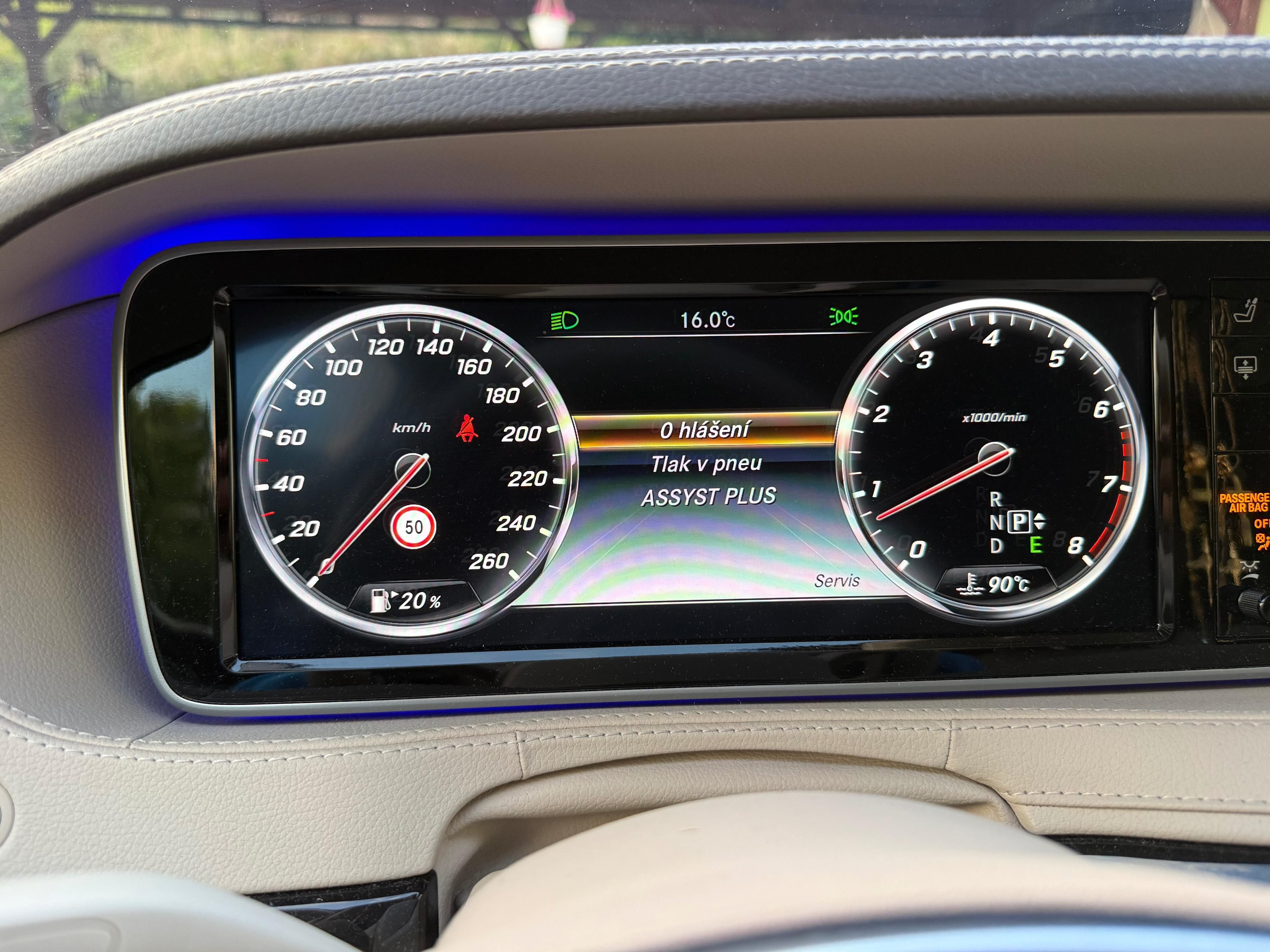 Mercedes-Benz Třídy S, Mercedes-Benz S500L - fotka 6