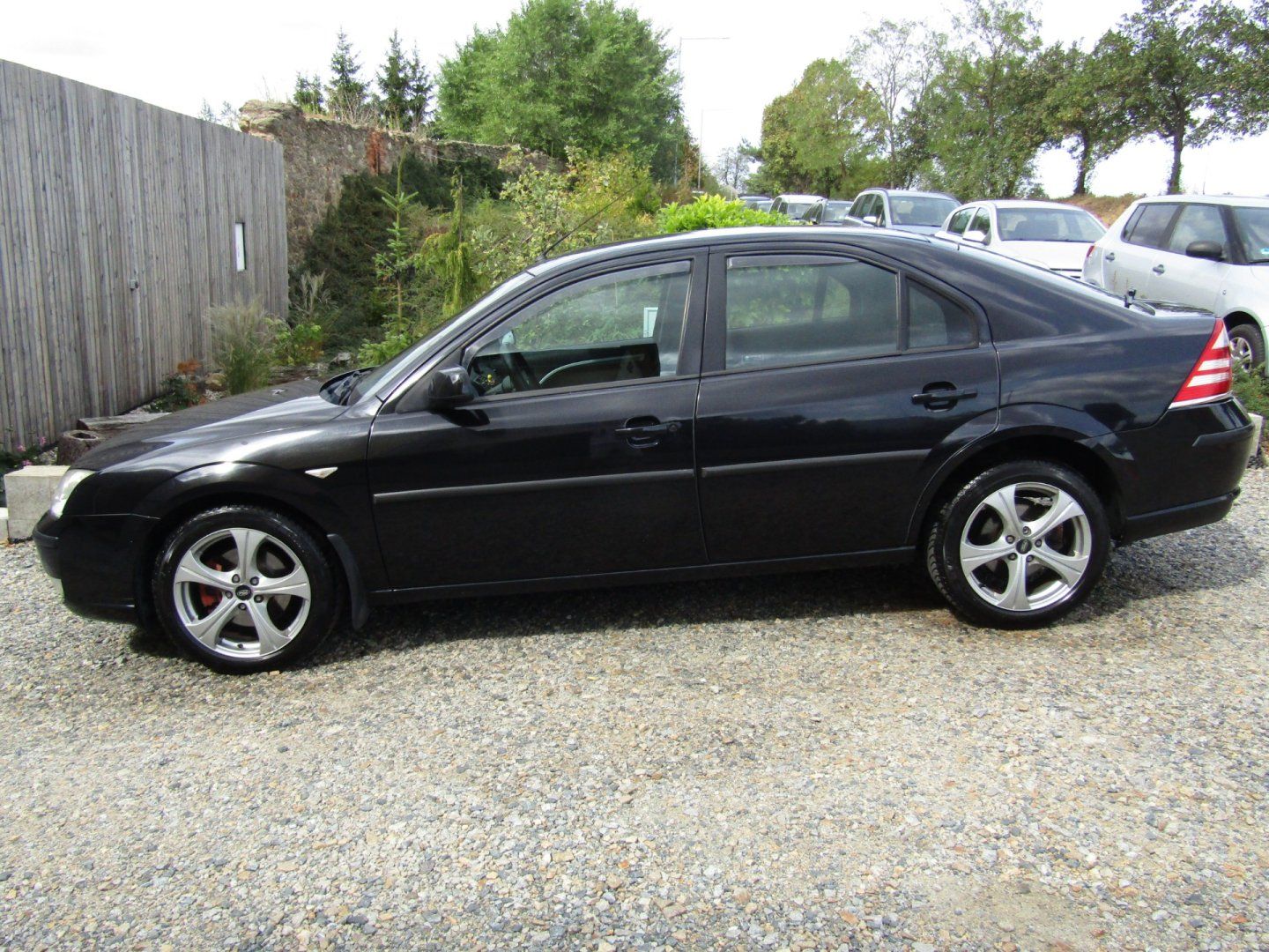 Ford Mondeo, 2.0 TDCi 96kW PERFEKTNÍ STAV - fotka 3