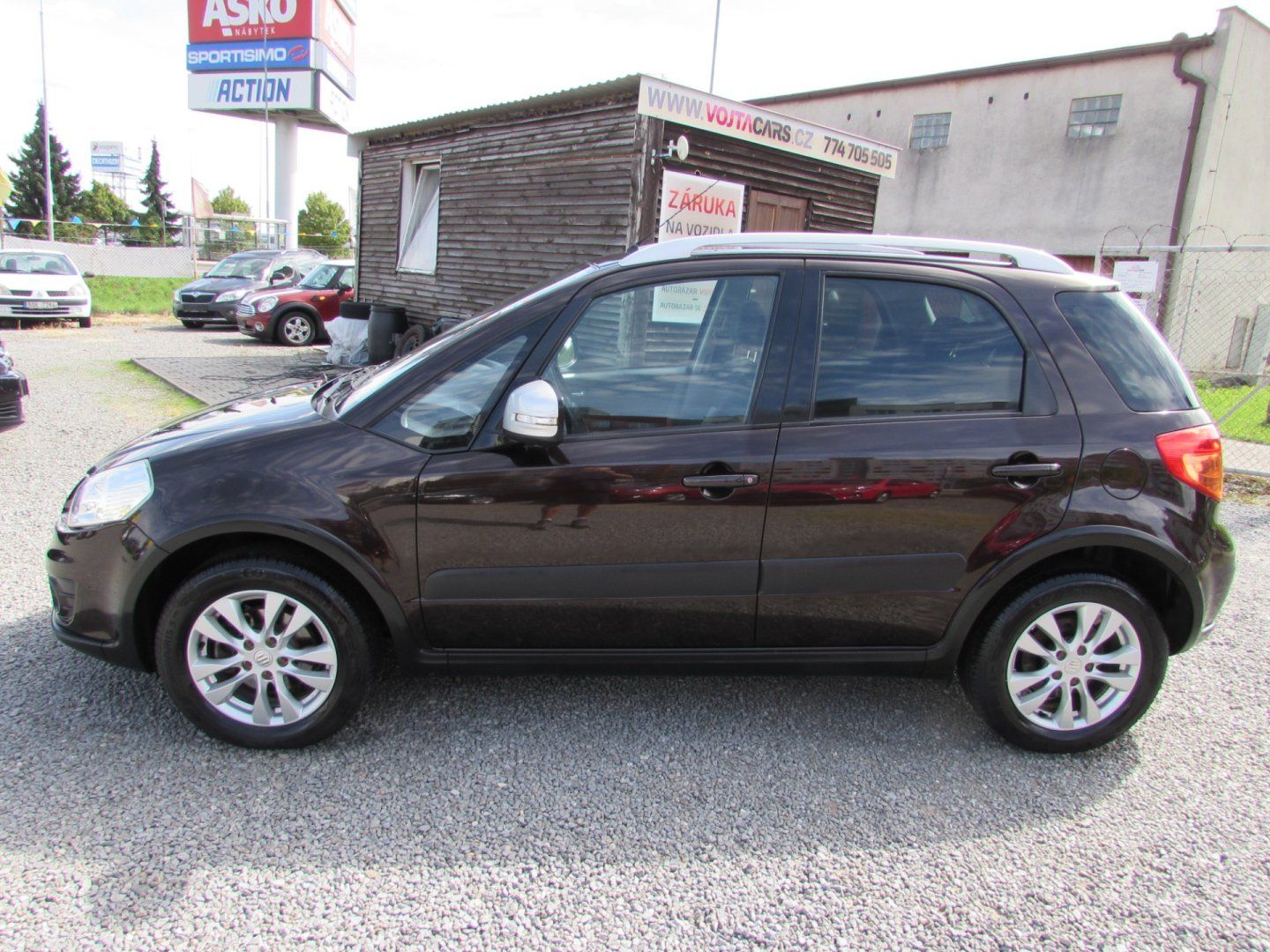 Suzuki SX4, 1.6i 88kW 4x4, serviska, 1.maj - fotka 4