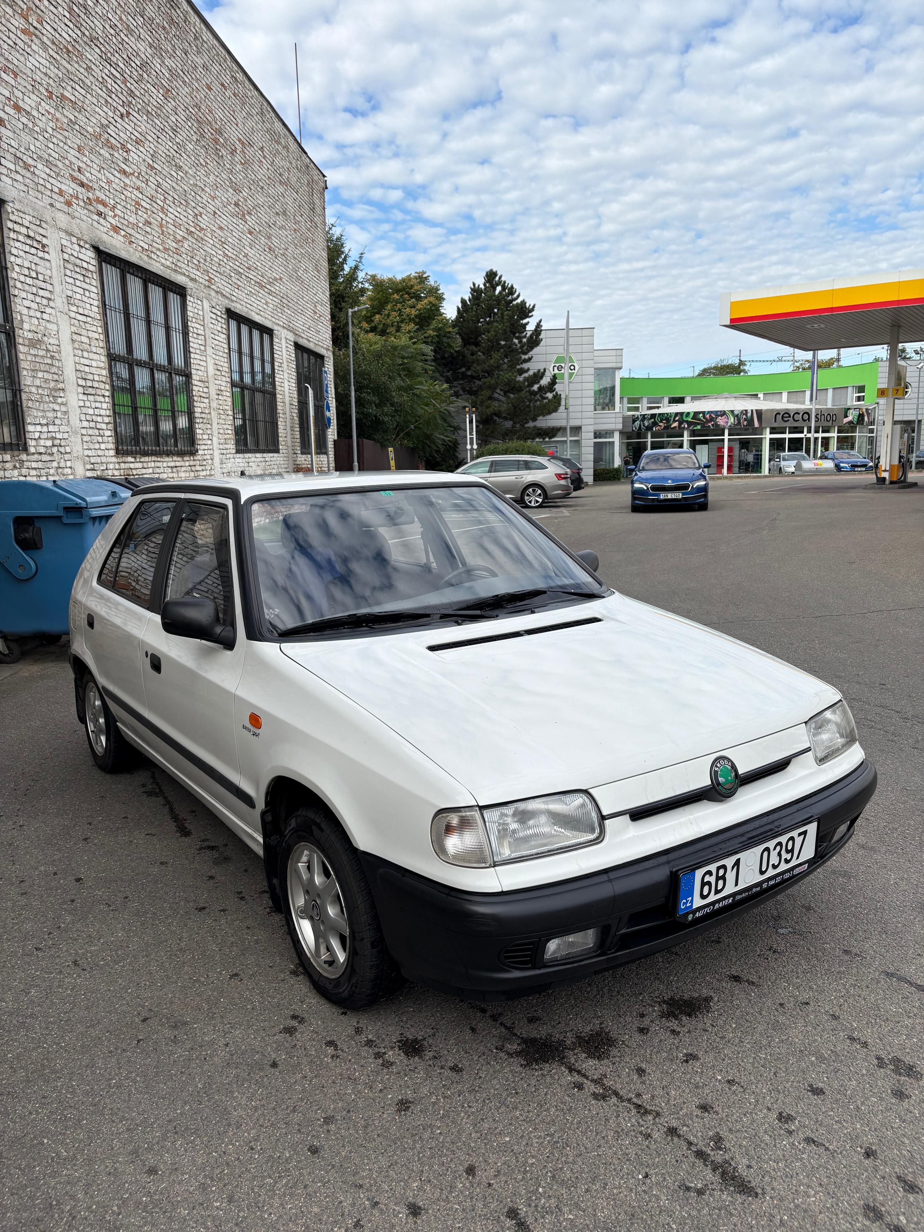 Škoda Felicia, 1.3MPi LXi 50kW+PĚKNÉ - fotka 3