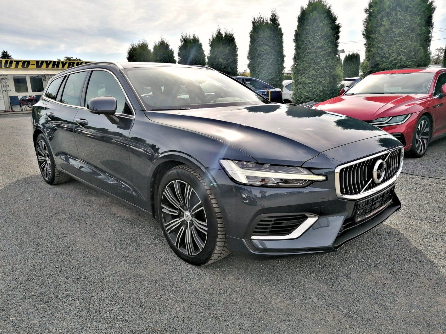 Volvo V60, 2.0 T6 AWD PHEV INSCRIPTION - fotka 3