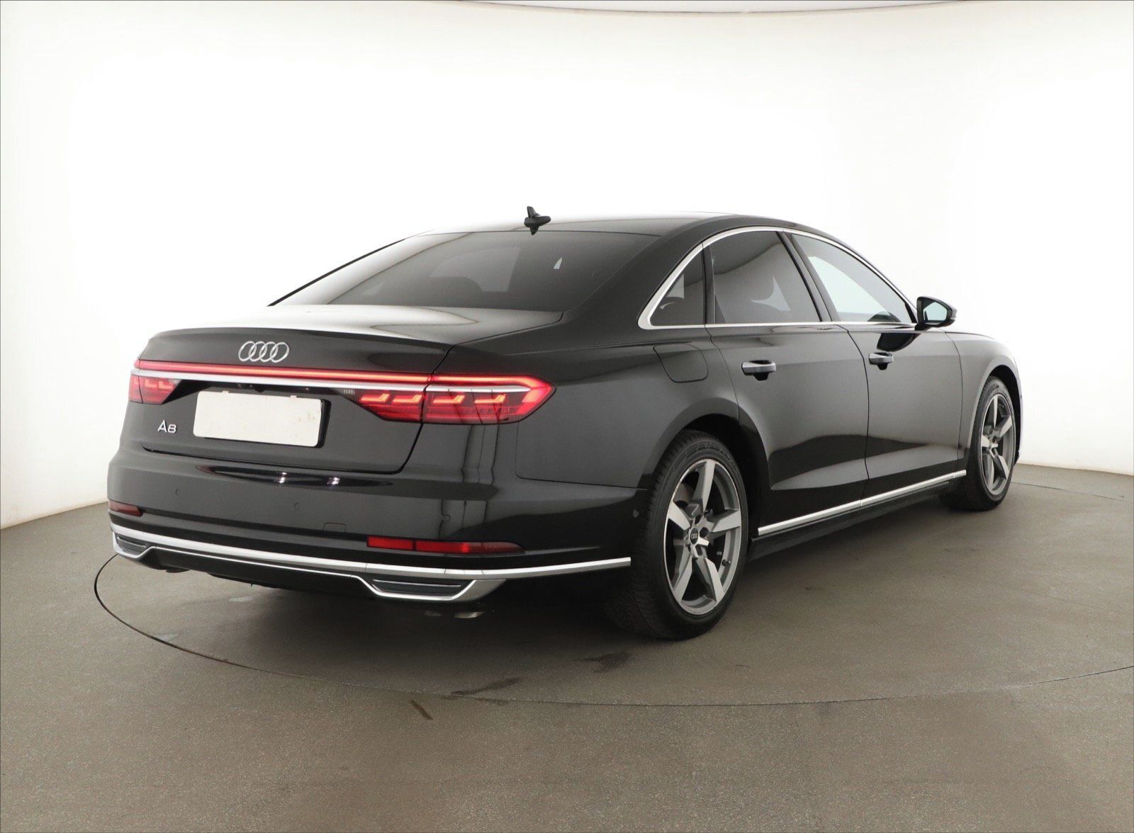 Audi A8, 60 TFSI, ČR, DPH, B&O, 360° - fotka 5
