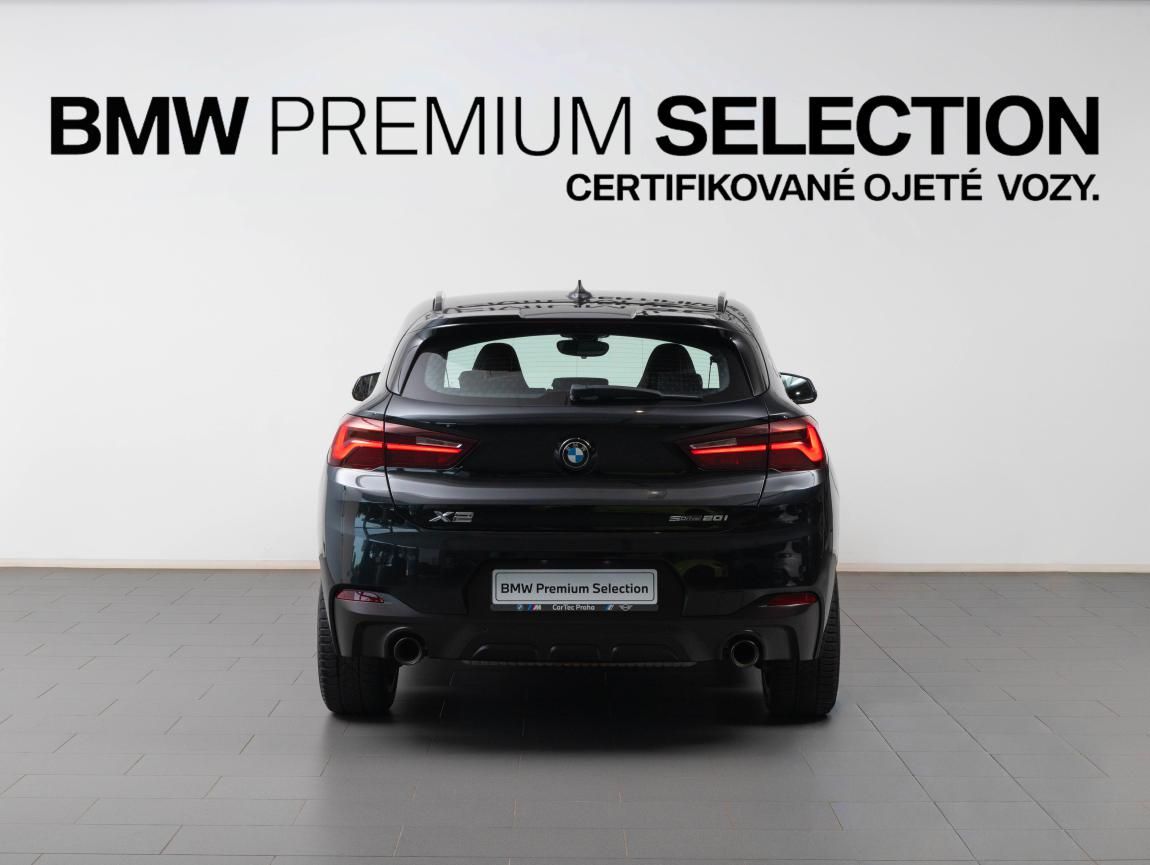 BMW X2, sDrive20i - fotka 4