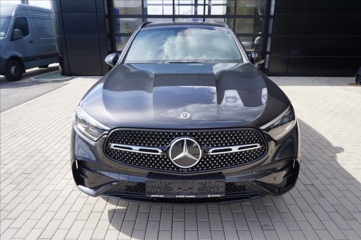 Mercedes-Benz GLC, 2,0 220d 4M 1. maj ČR - fotka 2