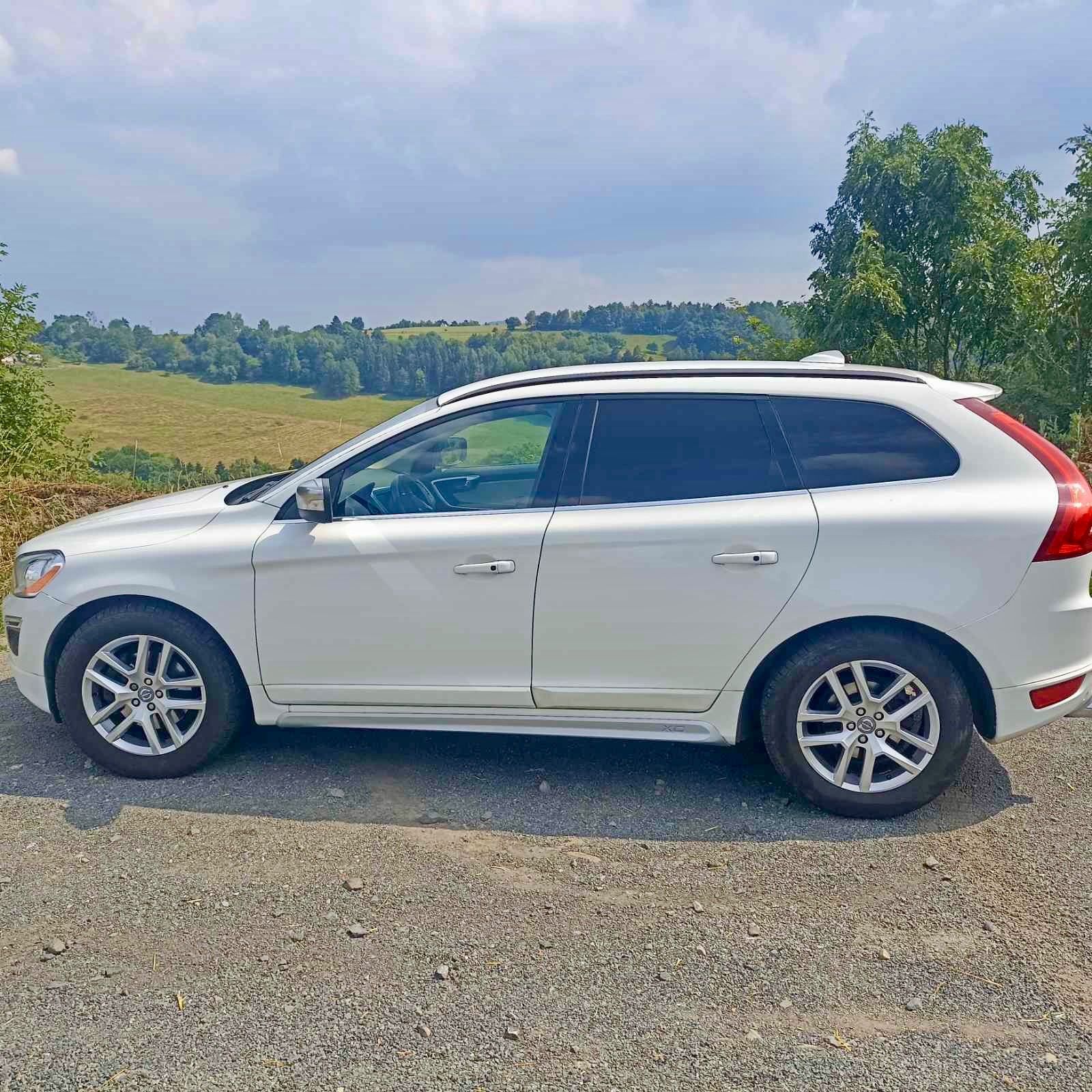 Volvo XC60, Volvo XC60 R-Design, D5, AWD - fotka 4