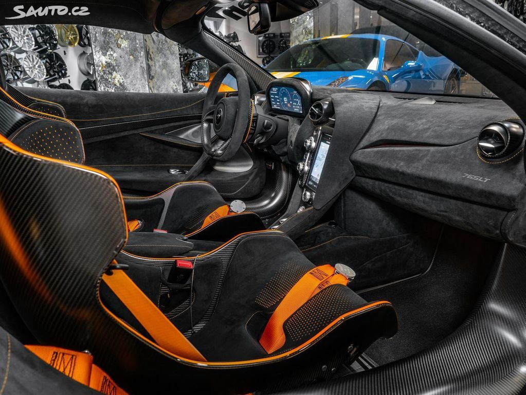 McLaren 765 2021 من جمهورية التشيك