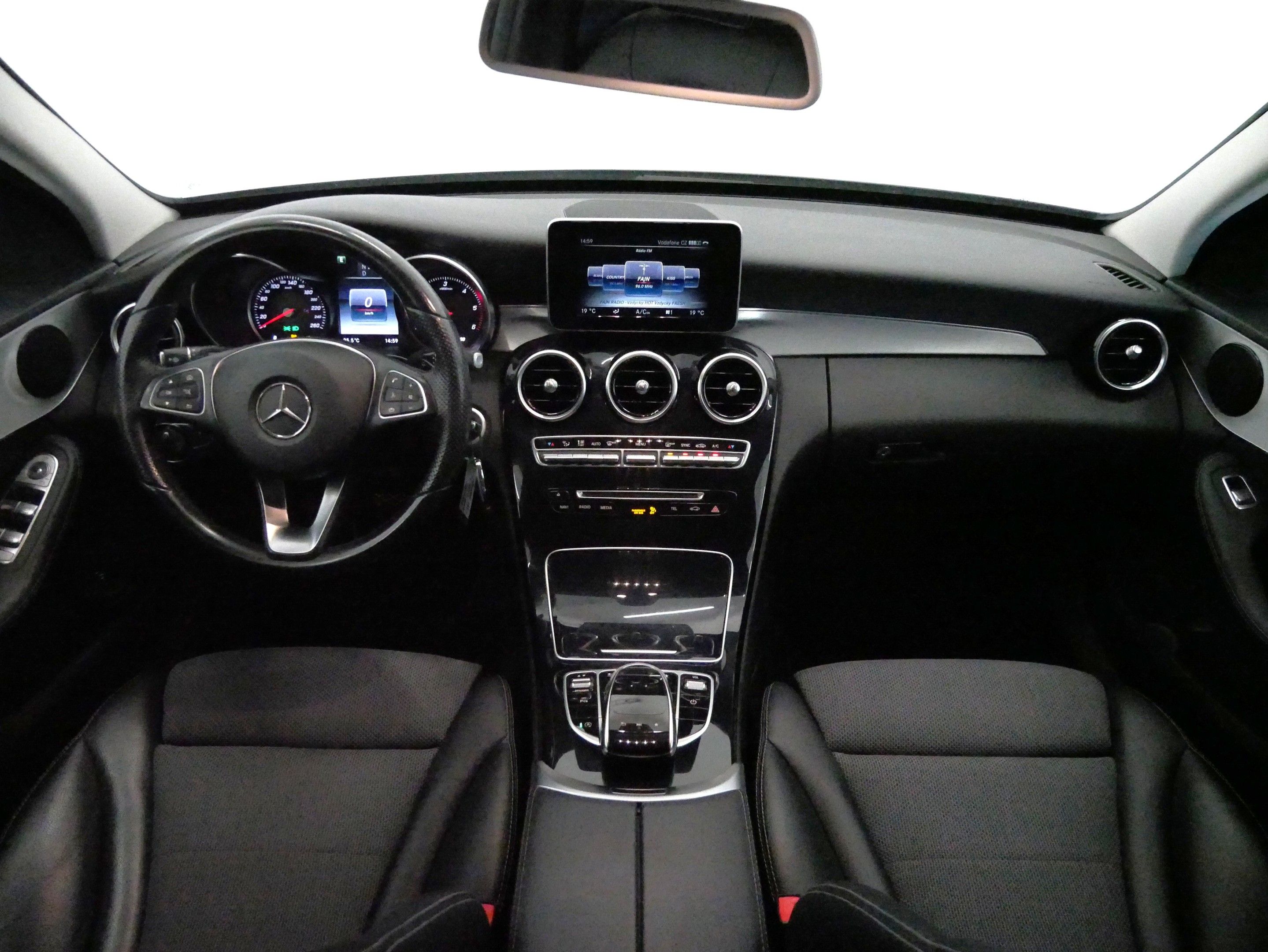 Mercedes-Benz Třídy C, 200 CDI 100 kW - fotka 5