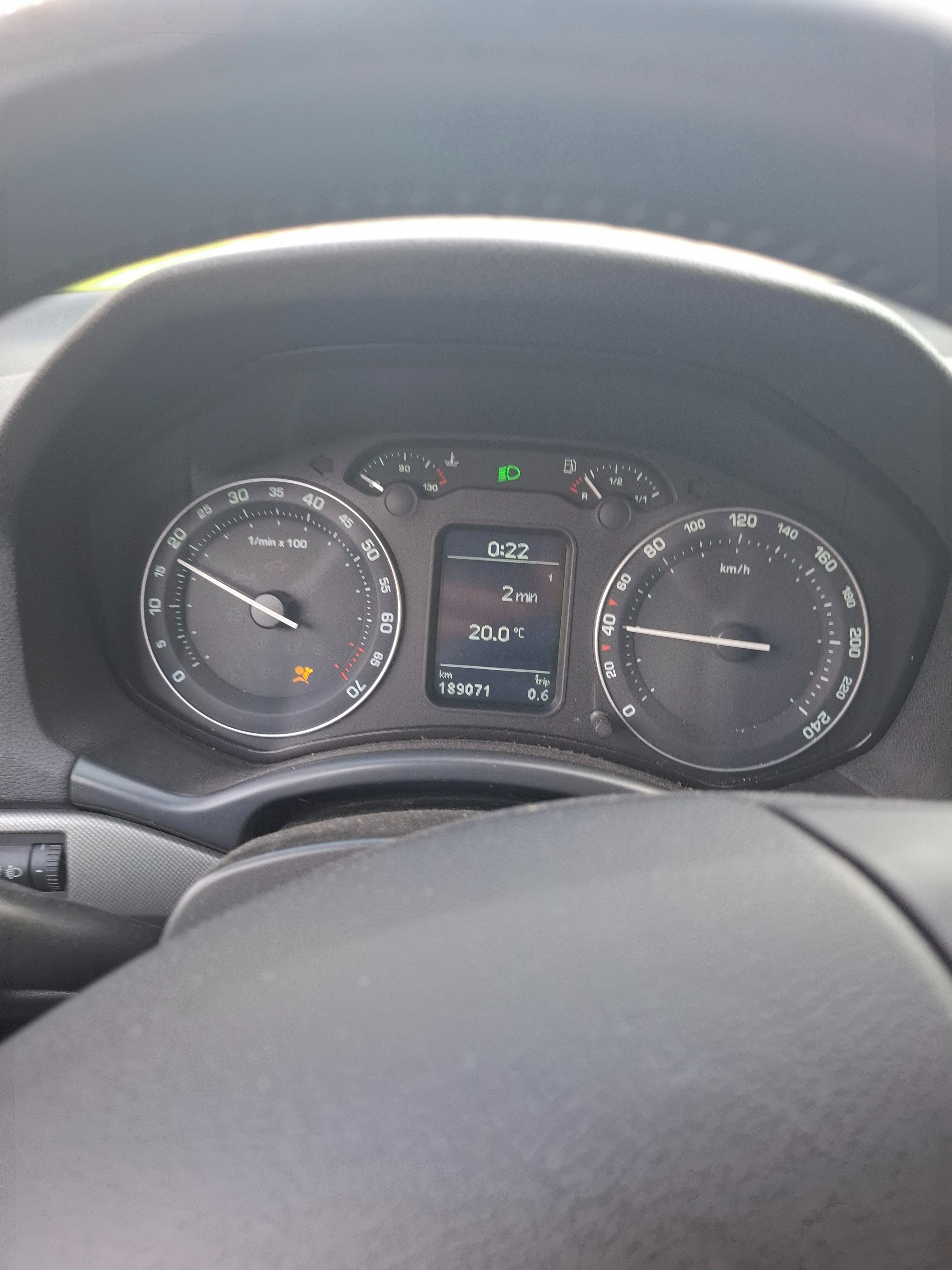 Škoda Octavia, 2.0 FSI Elegance - fotka 3
