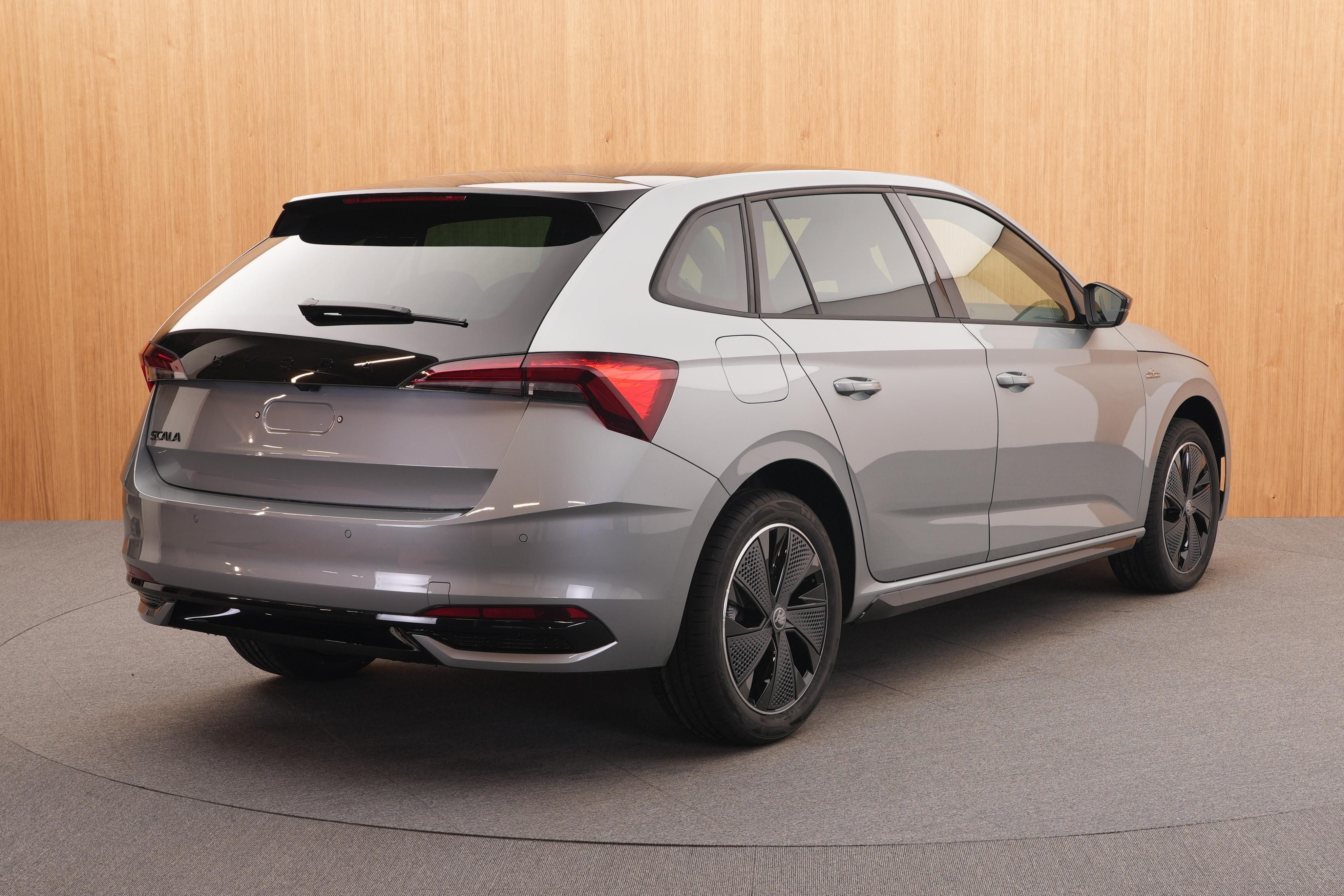 Škoda Scala, Monte Carlo 1.0 TSI DSG - fotka 4