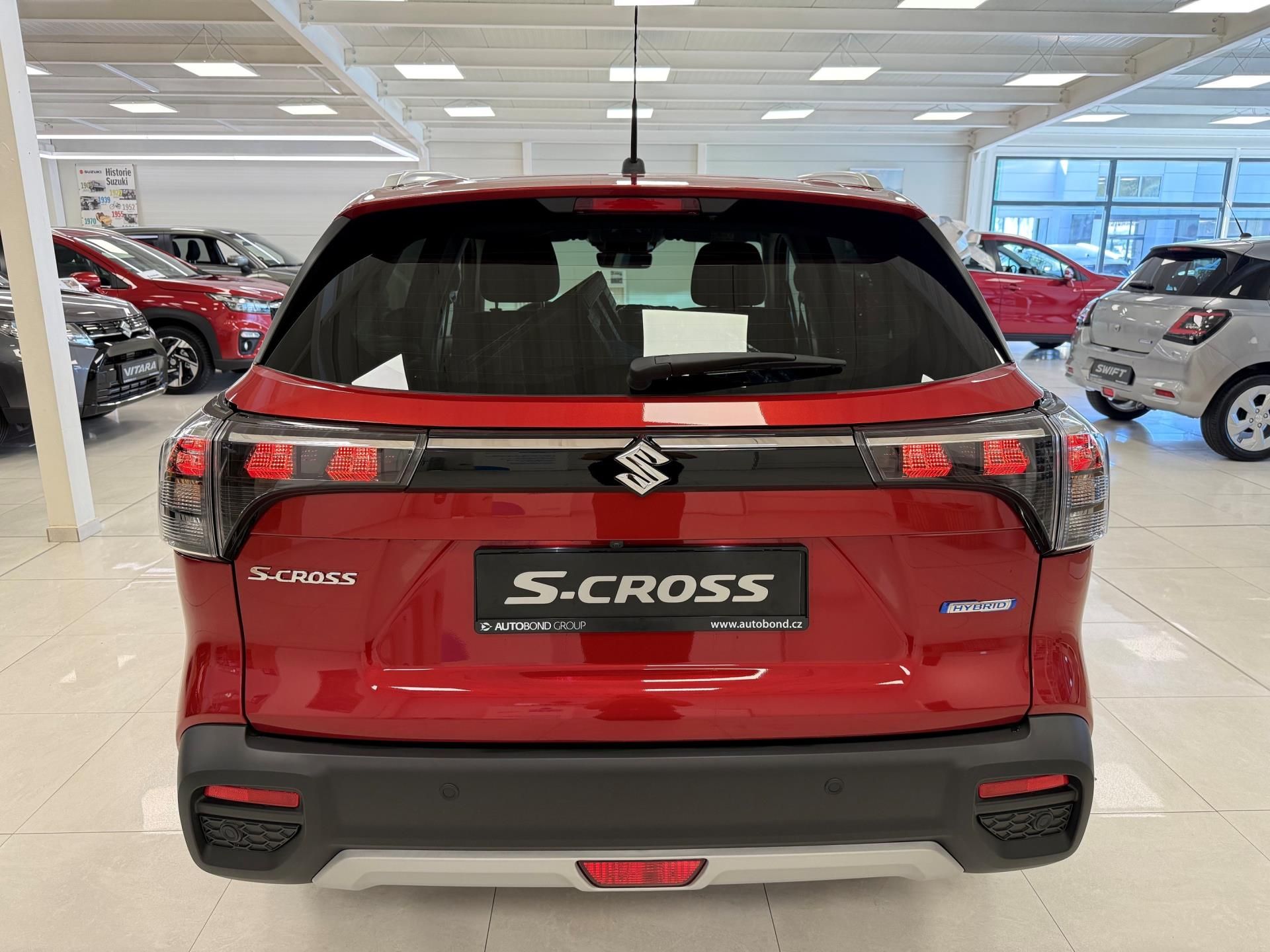 Suzuki S-Cross, PREMIUM 1,4 A/T 4x4 - fotka 3
