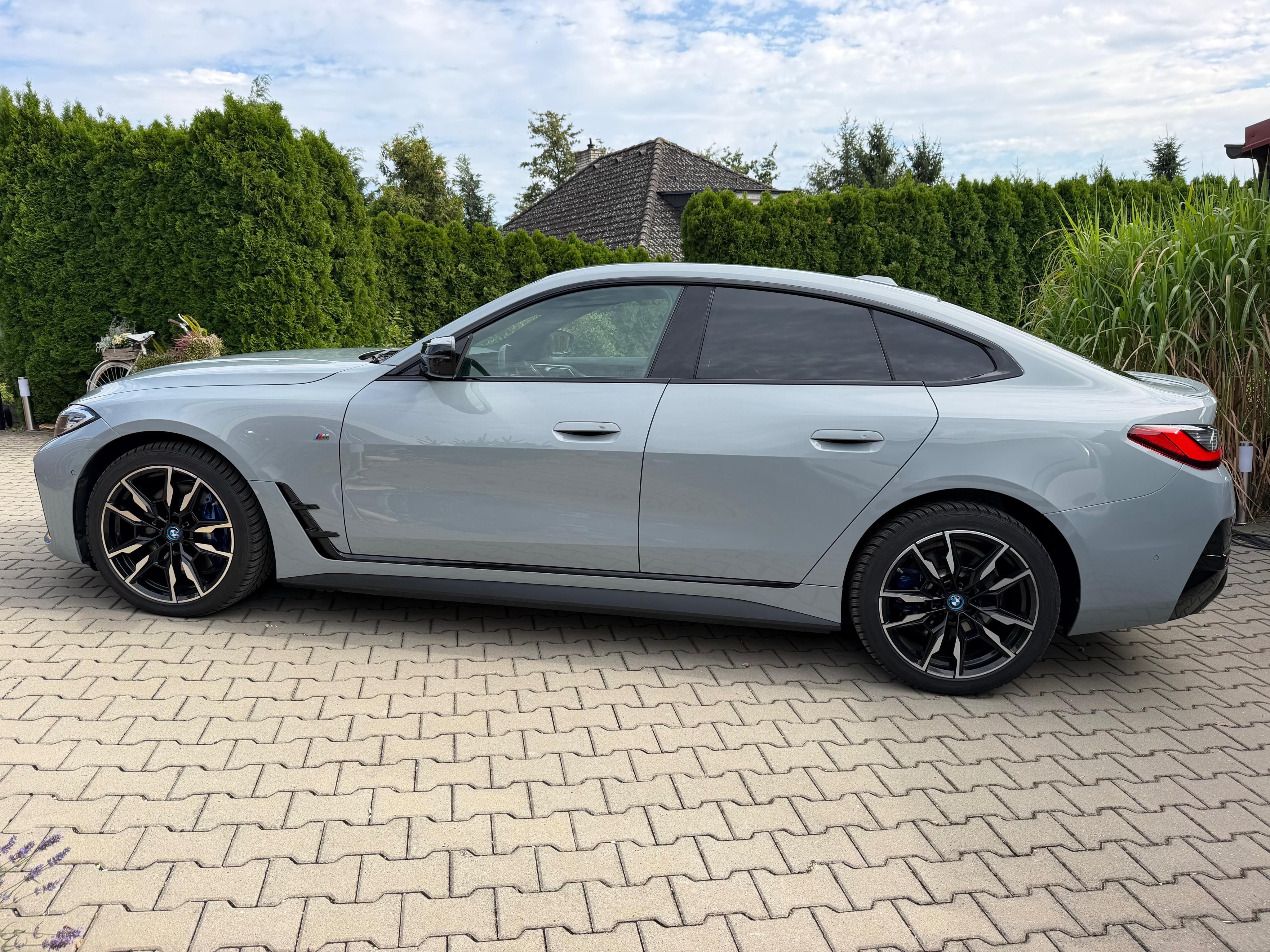 BMW i4, xDrive M50, 83,9kWh, SoH 95% - fotka 2