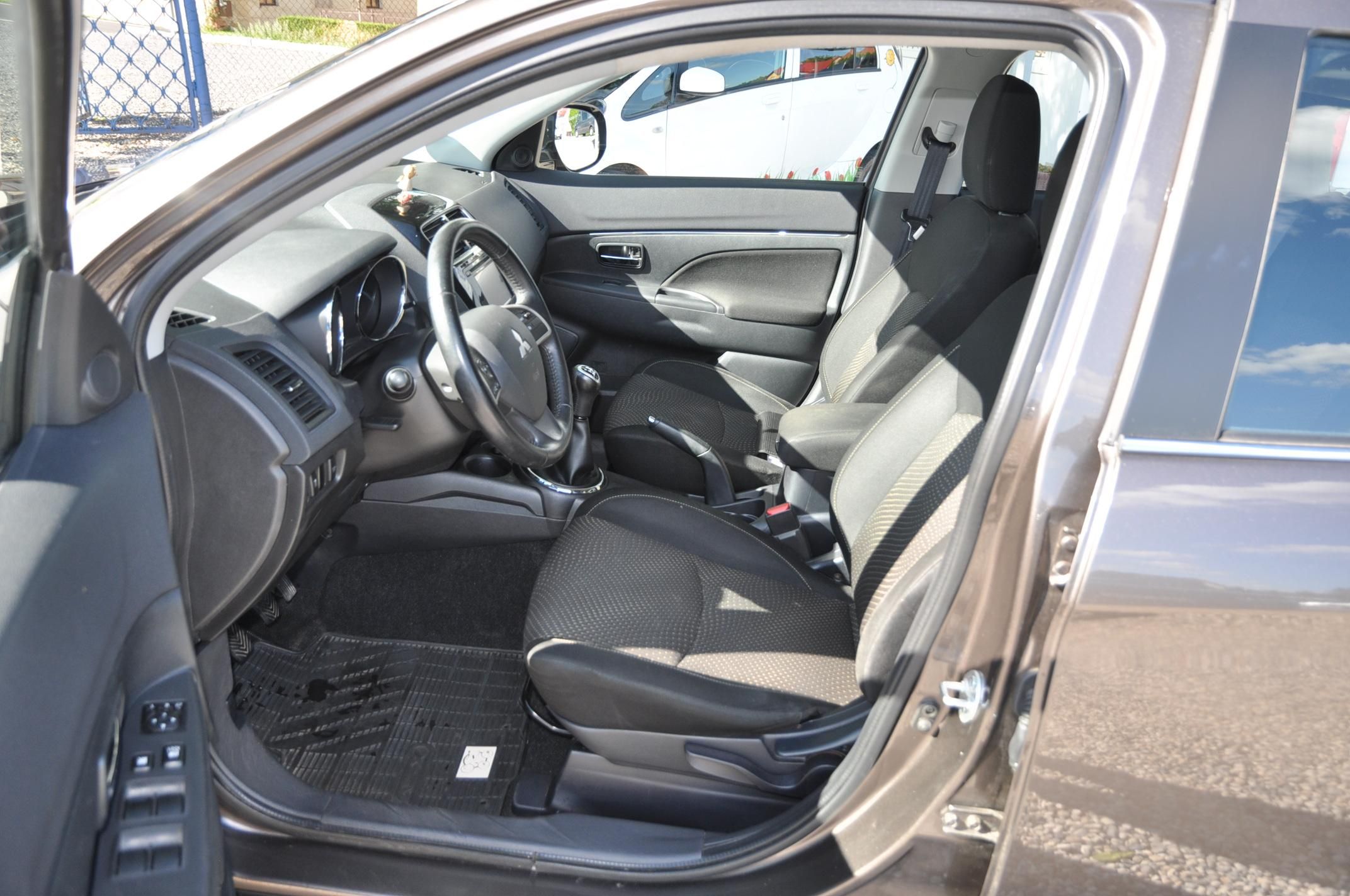 Mitsubishi ASX, 1.6i 86kW - fotka 6