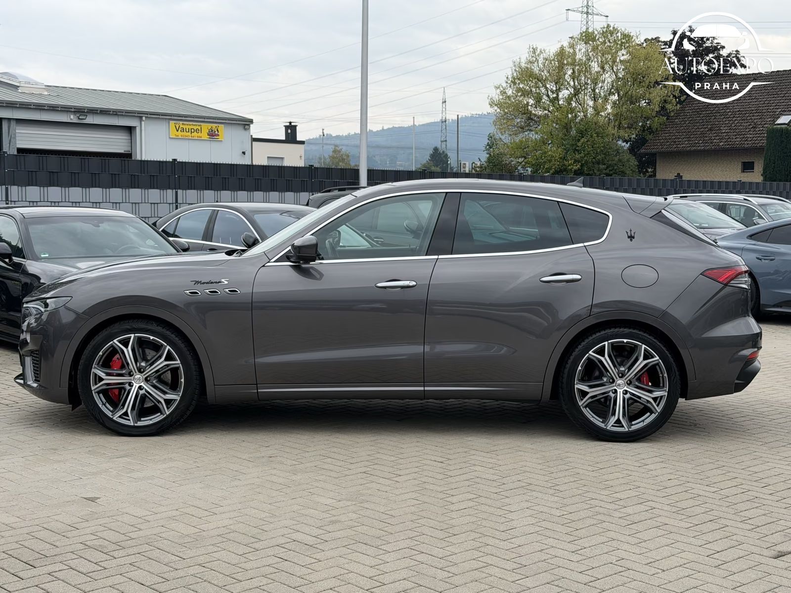 Maserati Levante, Modena S Nerissimo*PANORAMA - fotka 4