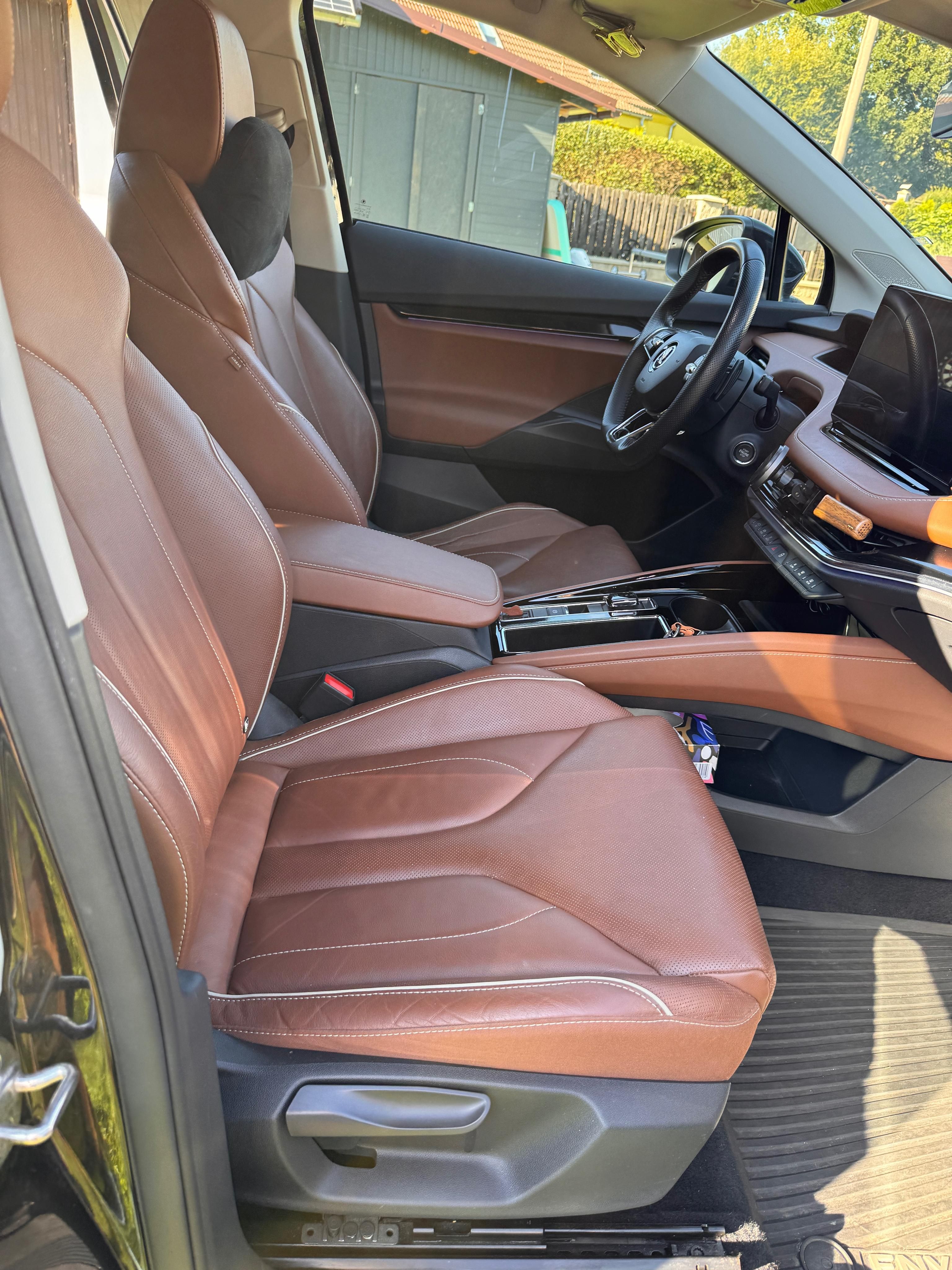 Škoda Enyaq, Škodu Enyaq iV 80 2021, Lounge - fotka 6