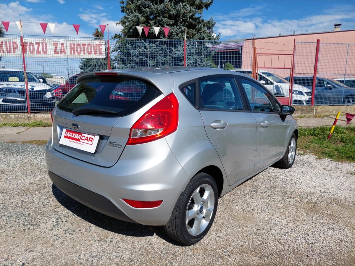 Ford Fiesta, 1,3 16V 60kW - fotka 5