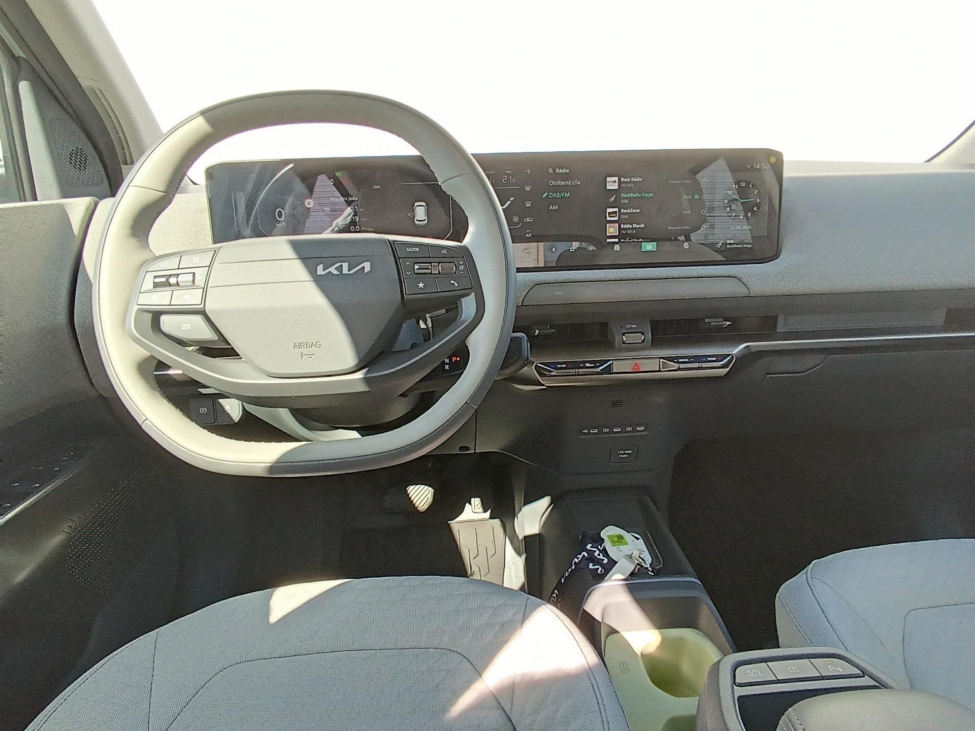 Kia EV2, EV2 4x2 Eath 108kw 42,2kwh - fotka 5
