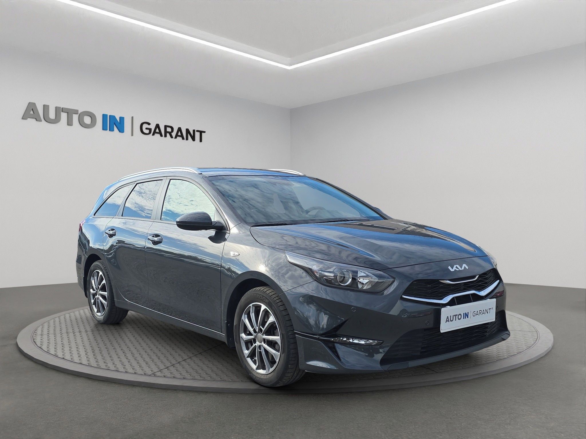 Kia Cee´d, Spin 1.5T-GDi 117kW A/T, Serv. - fotka 3