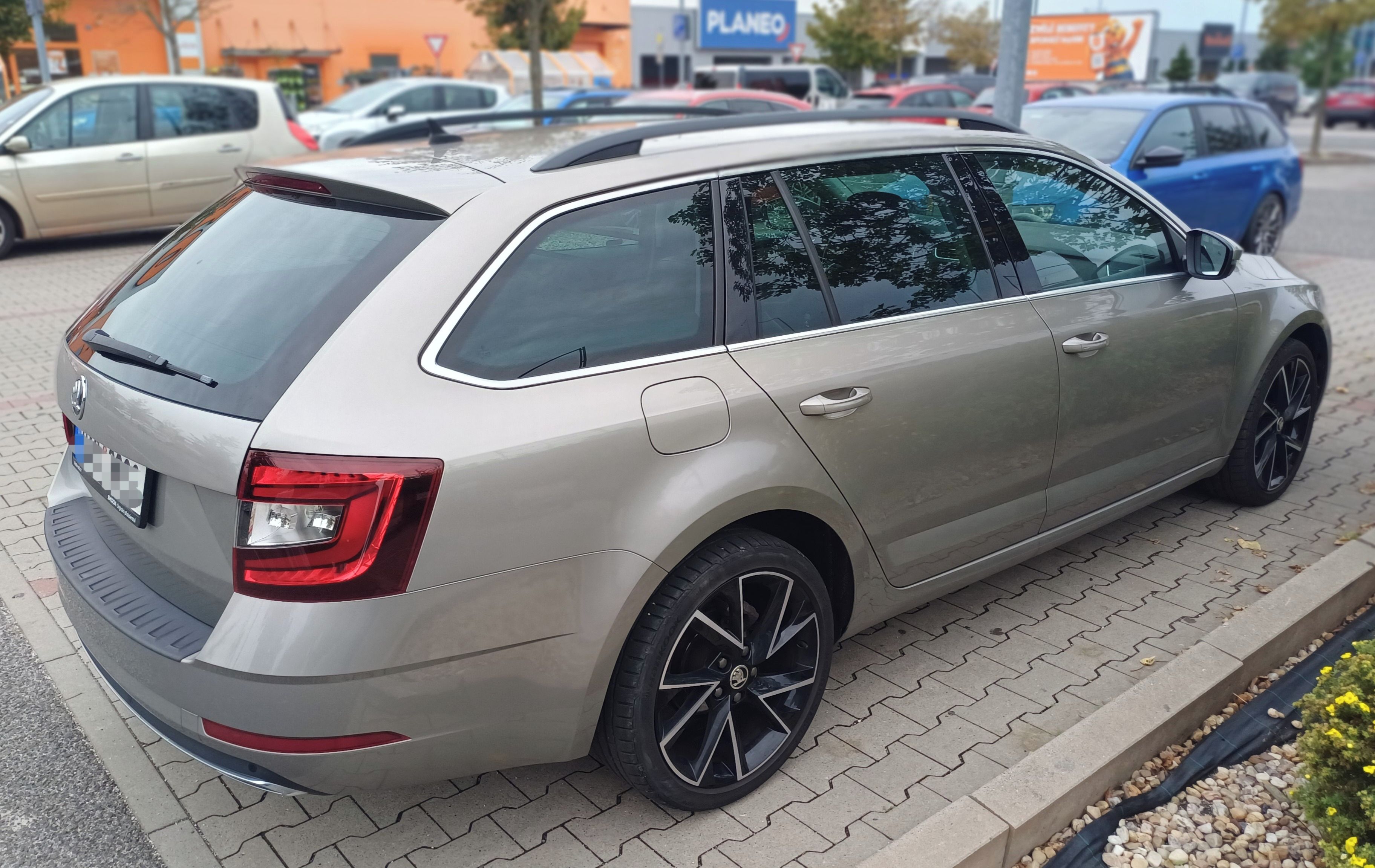 Škoda Octavia, 2.0TDi/110kw DSG - fotka 5