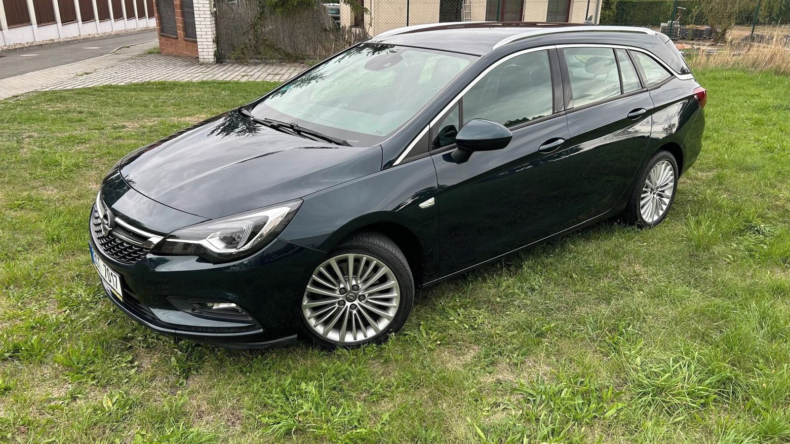Opel Astra, 1,6 CDTI,  manuál, bez AdBlue - fotka 2