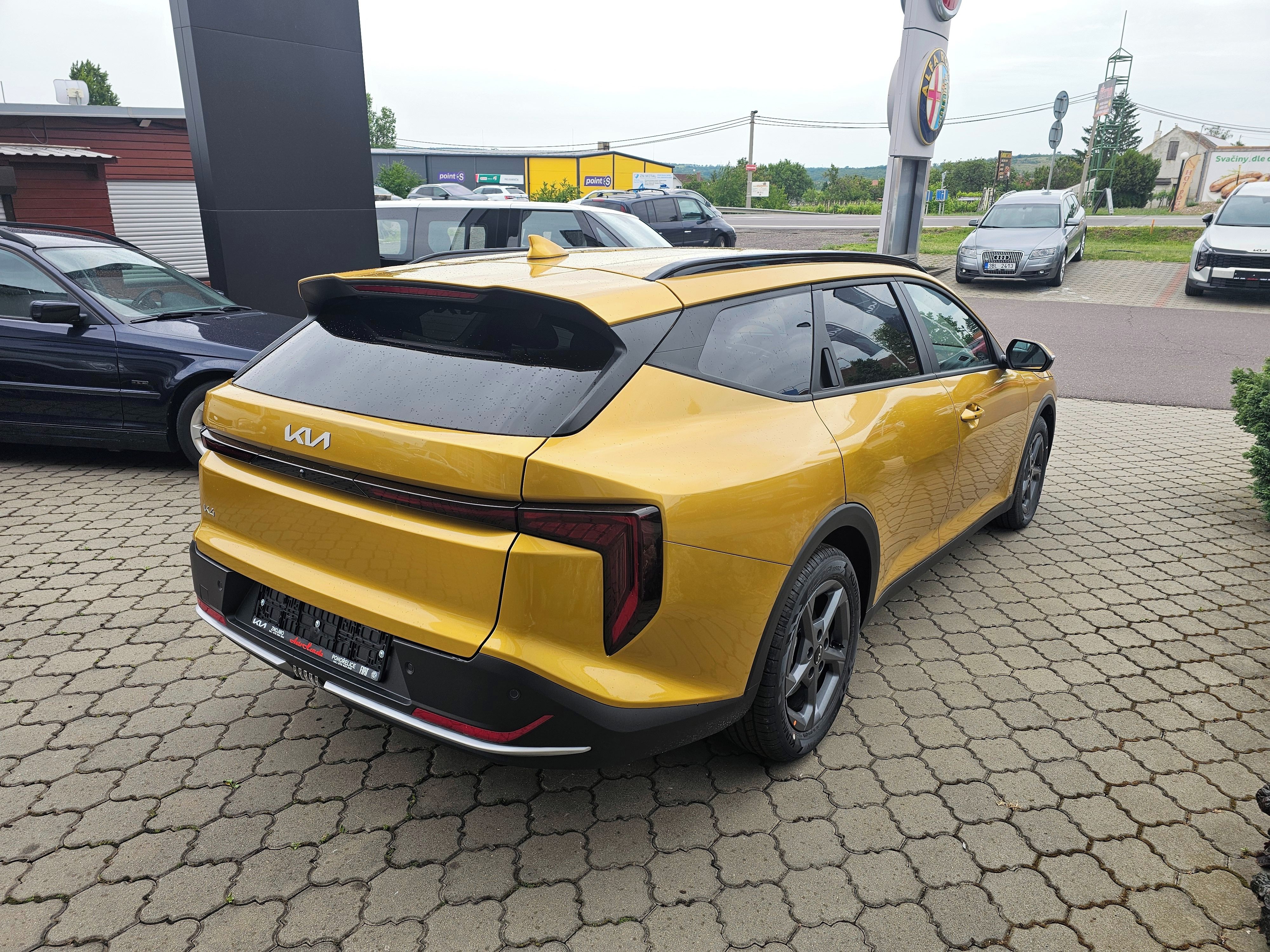 Kia K4, SW EXCLUSIVE 1,0 T-GDi 6MT - fotka 5