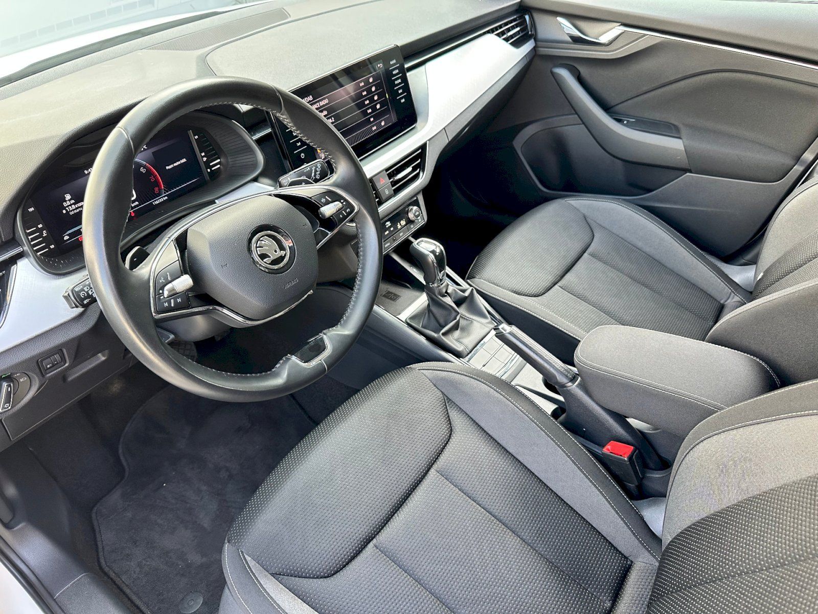 Škoda Scala, 1.0 TSI 81kW Style / Tour DSG - fotka 6