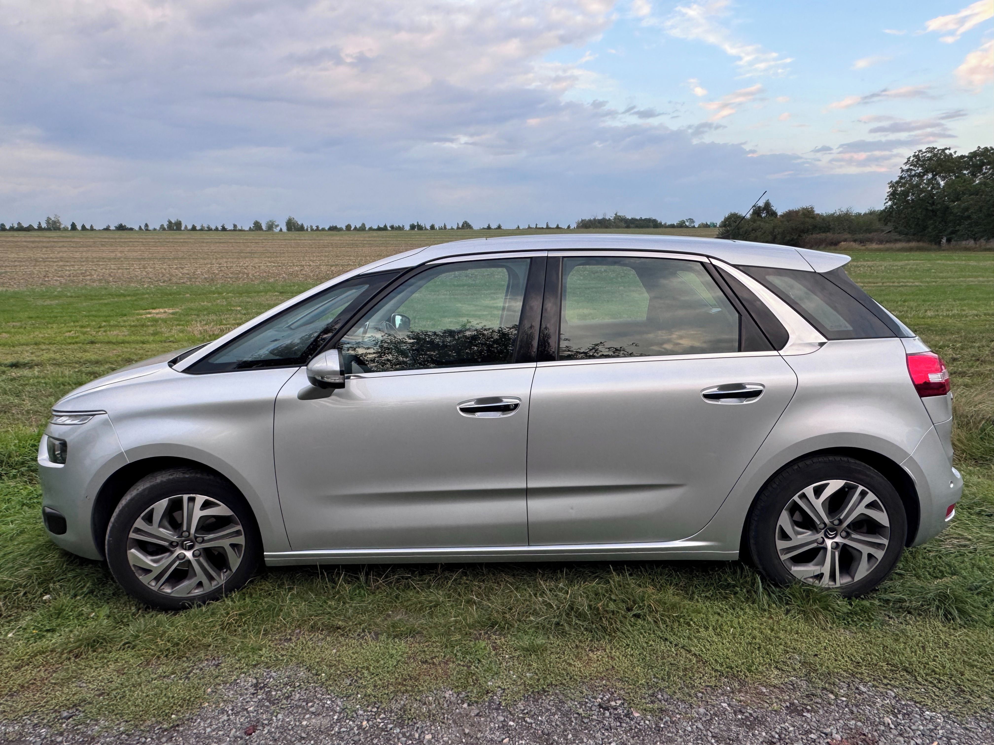 Citroën C4 Picasso, 1.6HDI | 88KW | Nová Baterie - fotka 2
