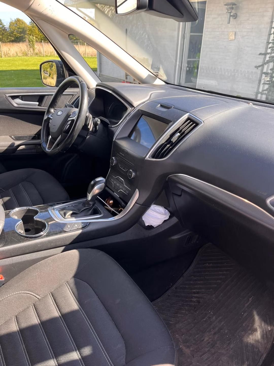 Ford Galaxy, 2.0 TDCi 154kW TITANIUM 7 MÍST - fotka 4