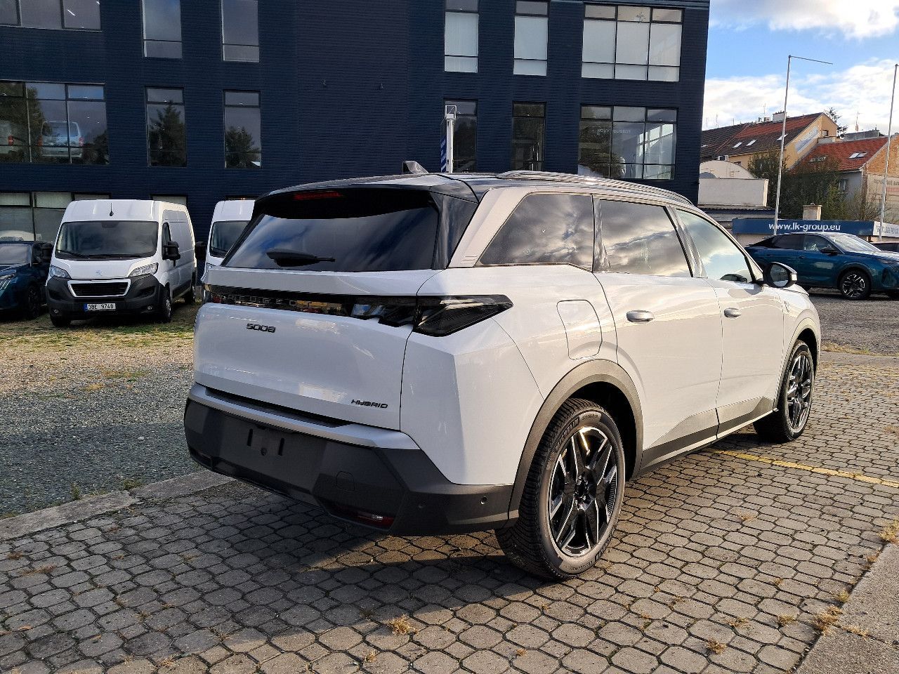 Peugeot 5008, GT Hybrid 136 e-DCS6 - fotka 5